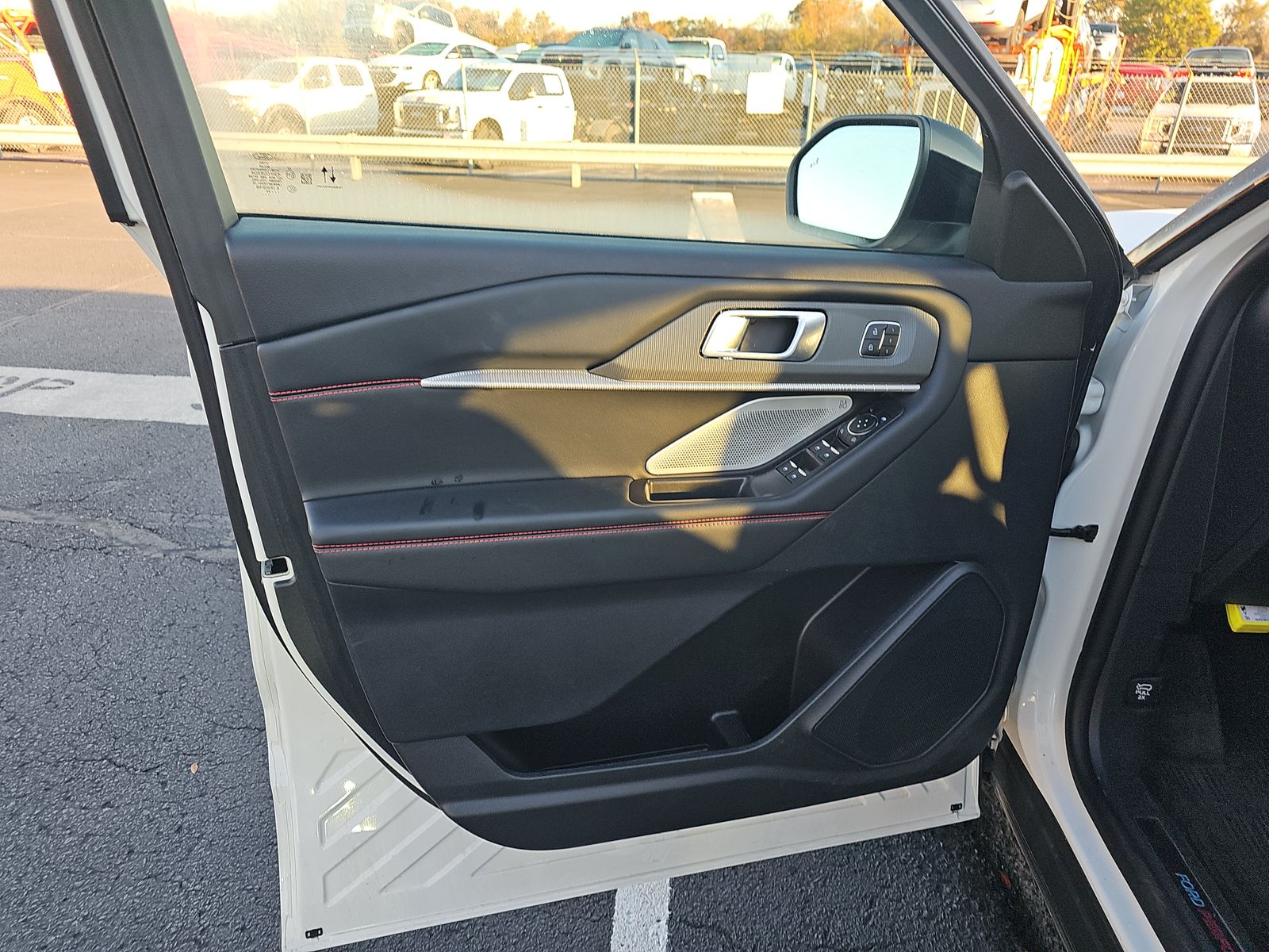 2025 Ford Explorer ST AWD