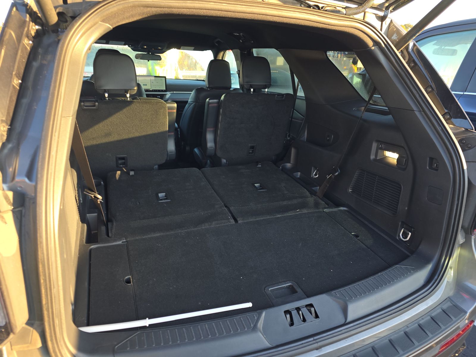 2025 Ford Explorer ST-Line AWD