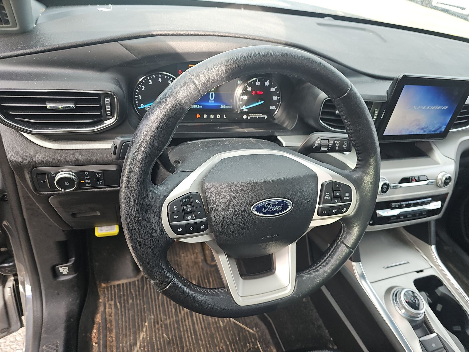 2022 Ford Explorer XLT AWD