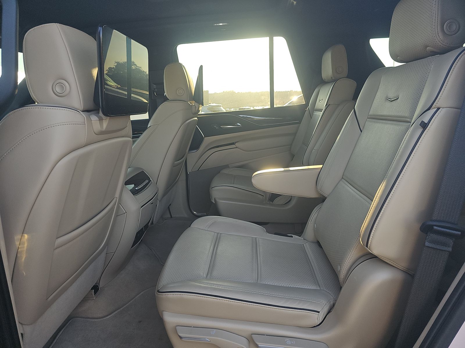 2023 Cadillac Escalade Premium Luxury RWD