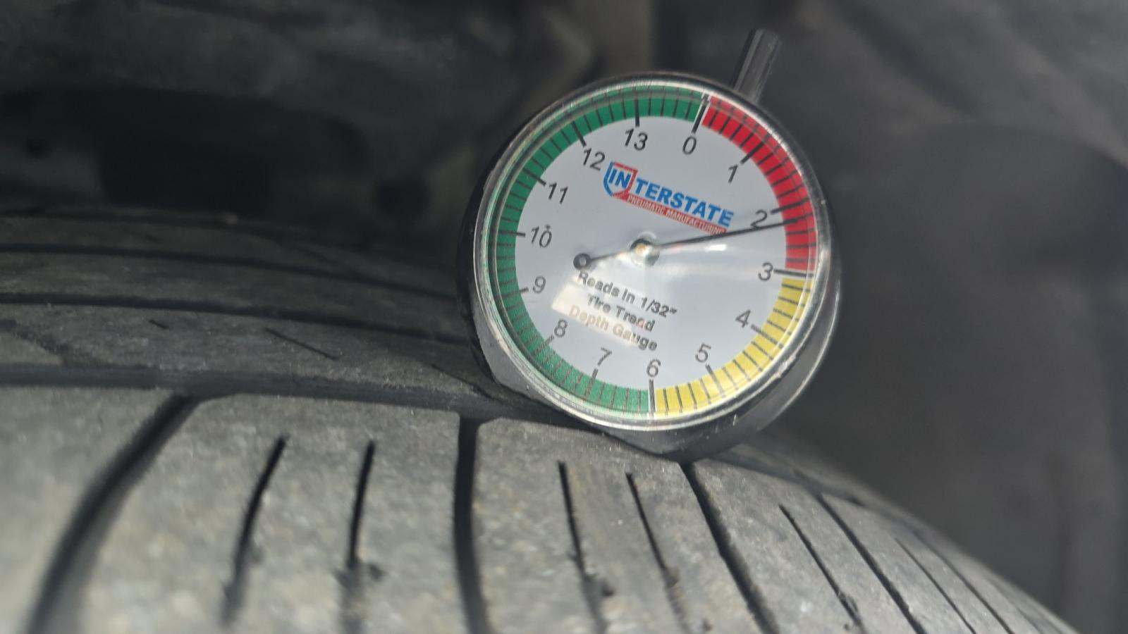 2025 Toyota Camry SE FWD