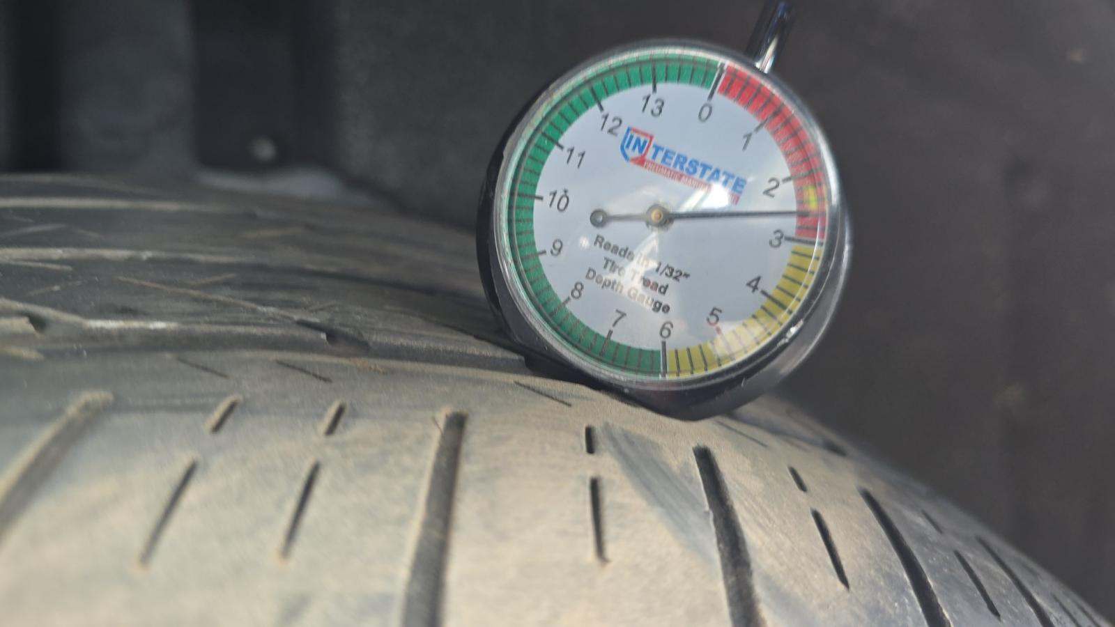 2025 Toyota Camry SE FWD