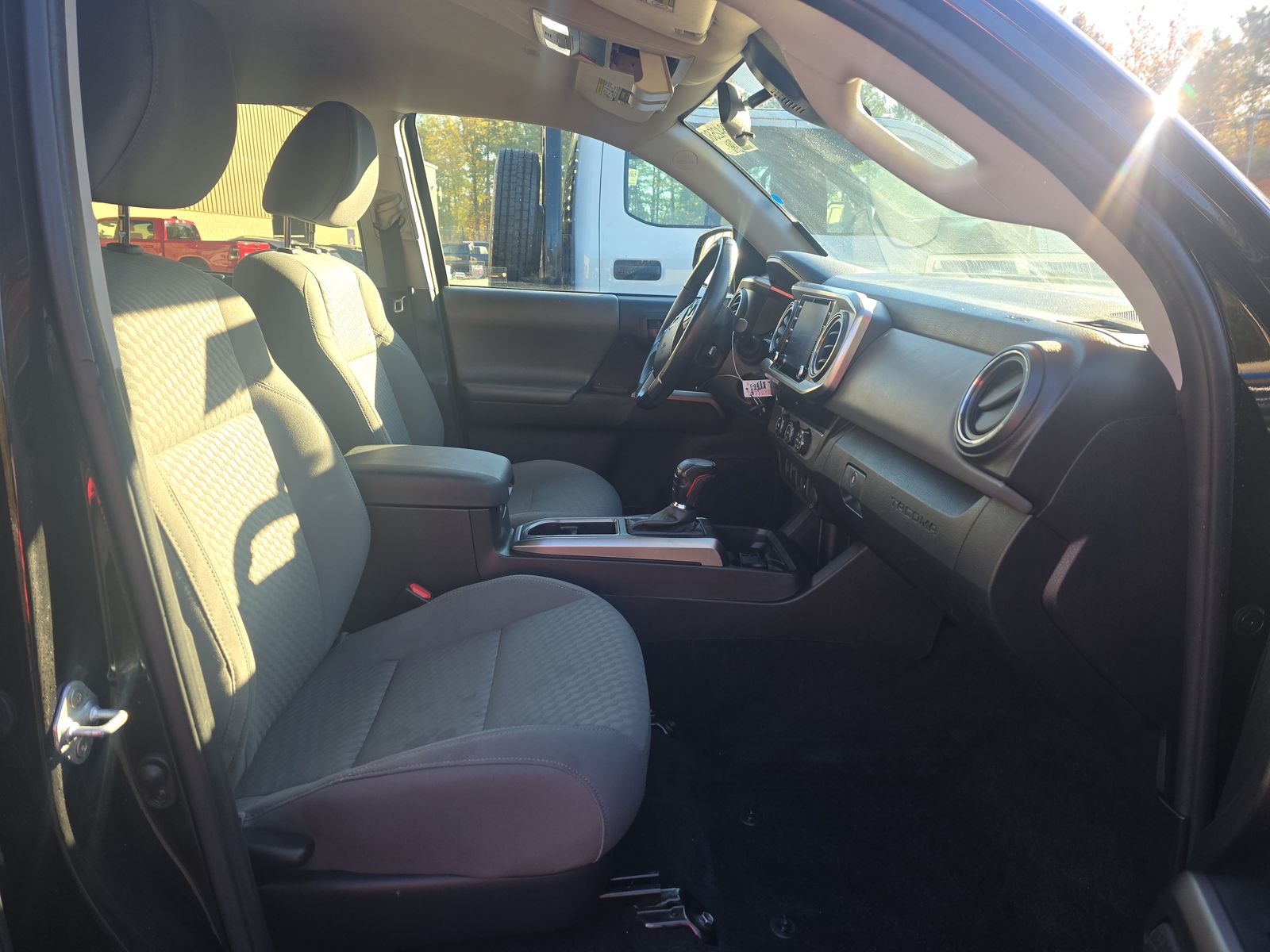 2023 Toyota Tacoma SR5 RWD