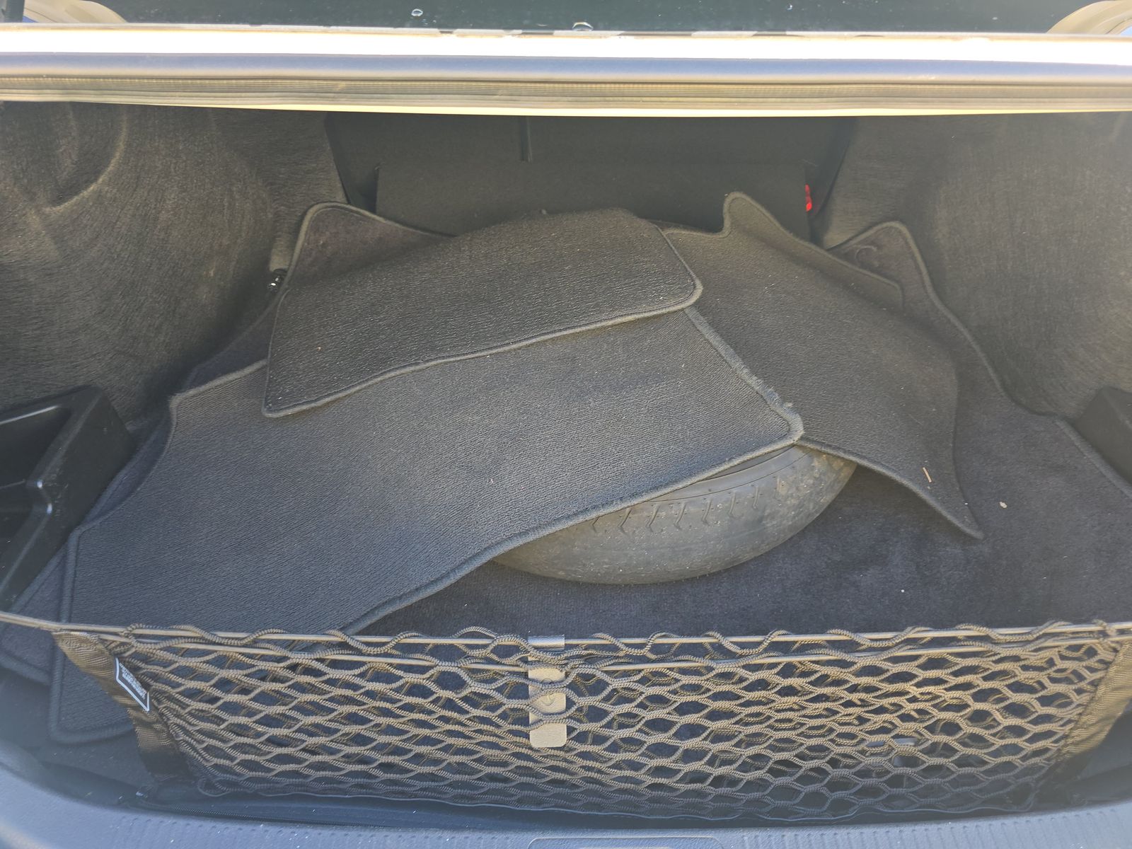 2025 Toyota Camry SE FWD