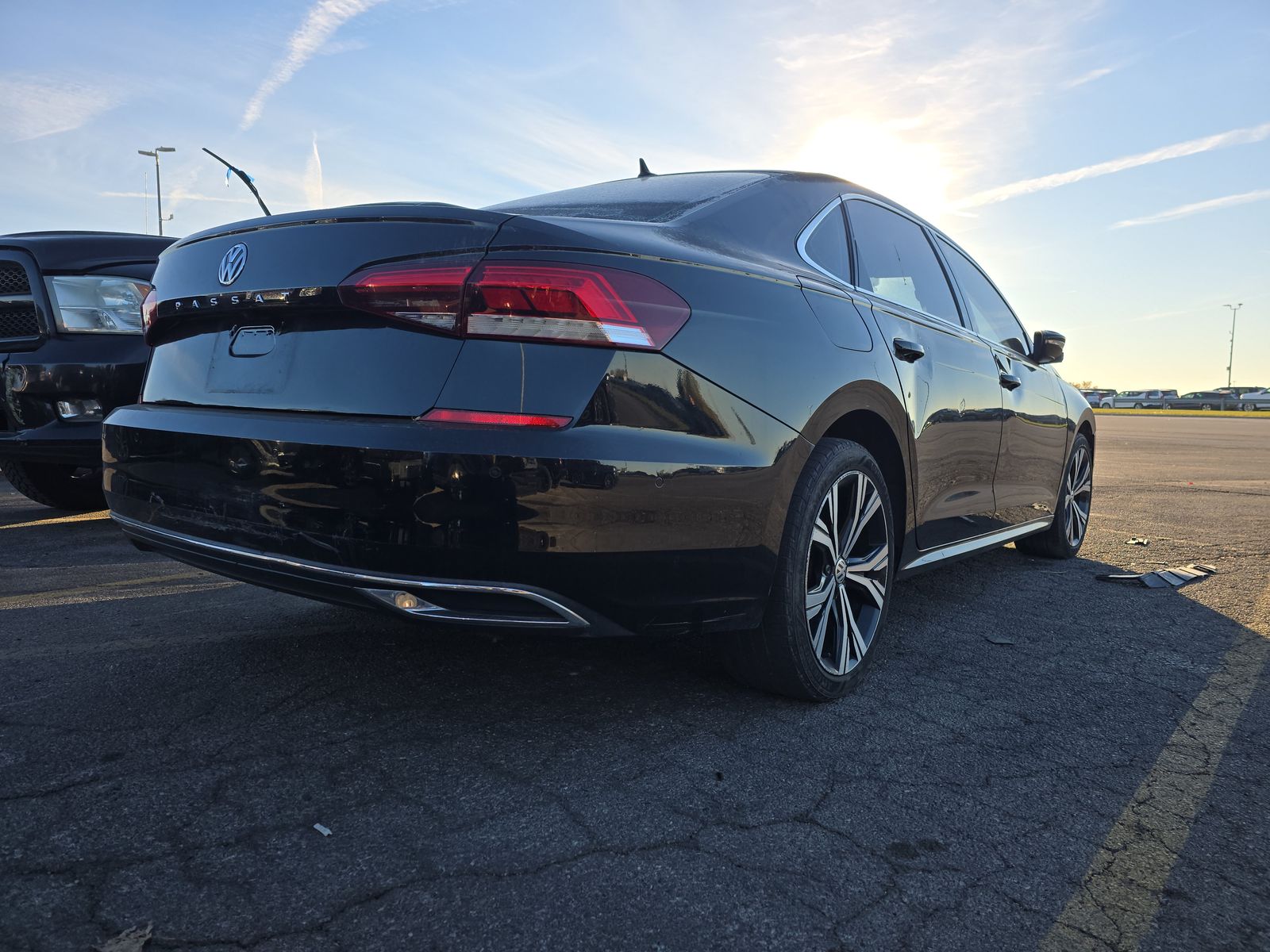 2020 Volkswagen Passat 2.0T SEL FWD