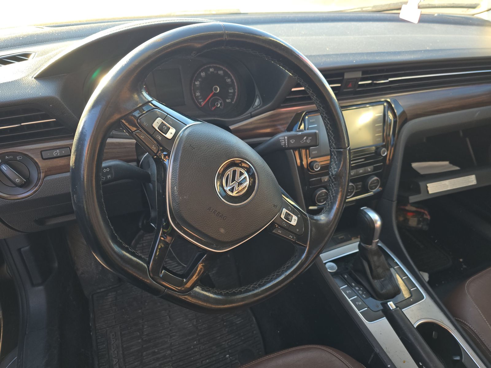 2020 Volkswagen Passat 2.0T SEL FWD