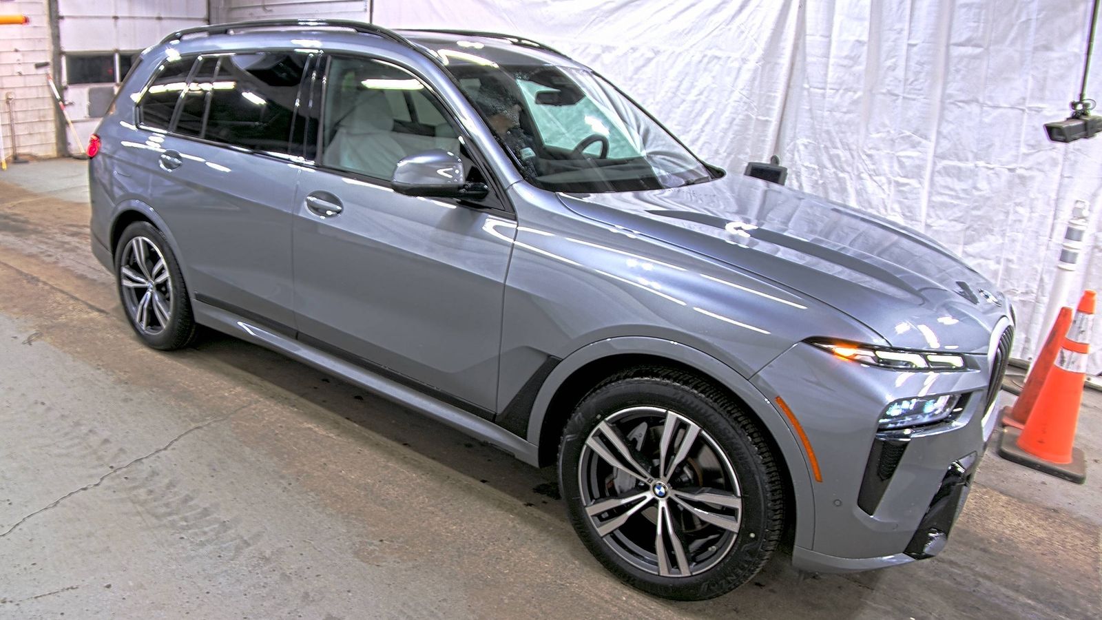 2023 BMW X7 xDrive40i AWD