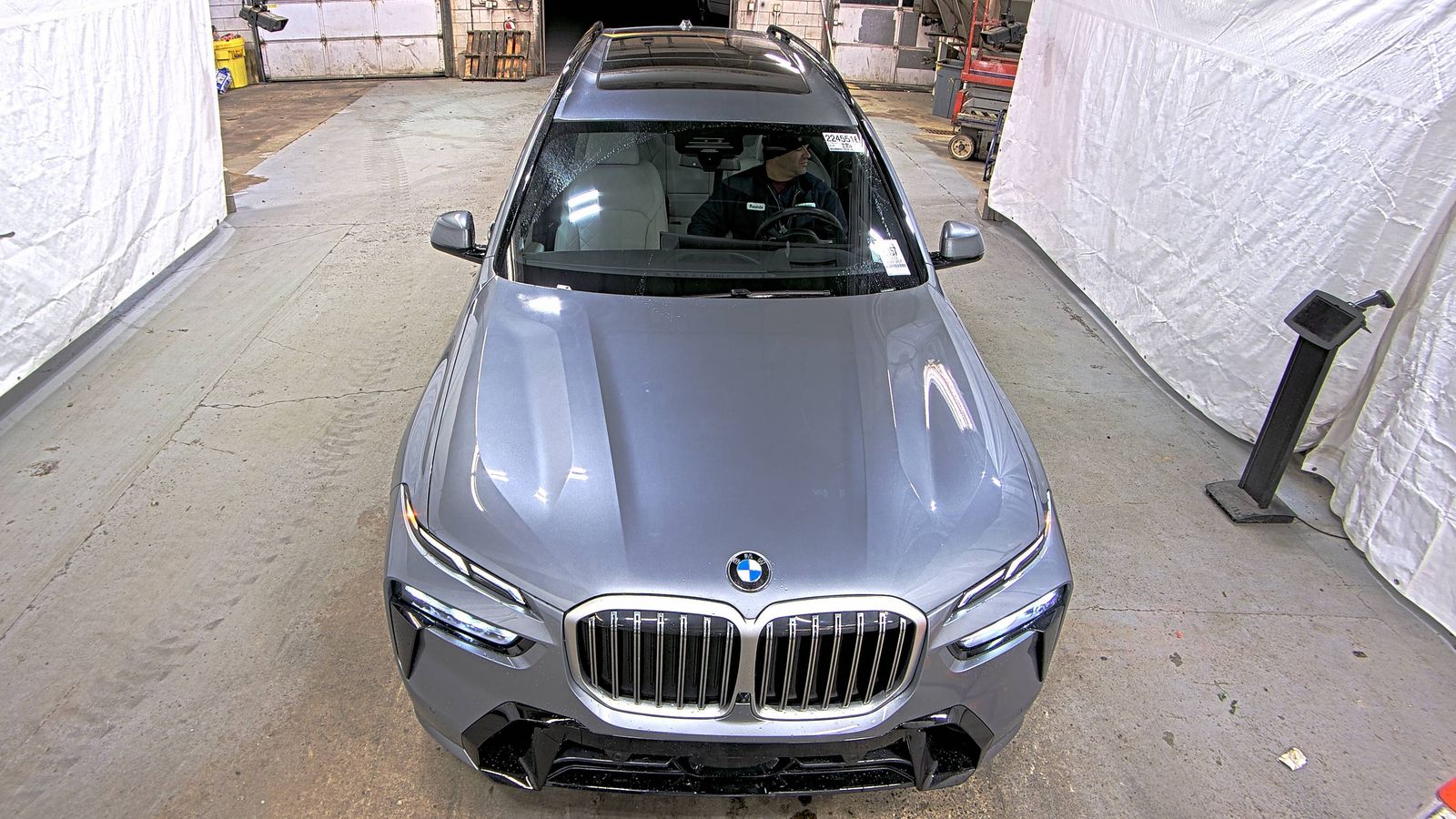 2023 BMW X7 xDrive40i AWD