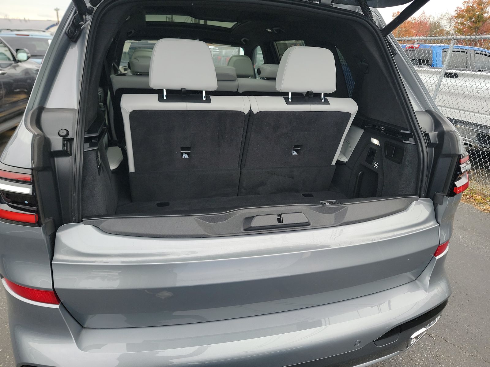 2023 BMW X7 xDrive40i AWD