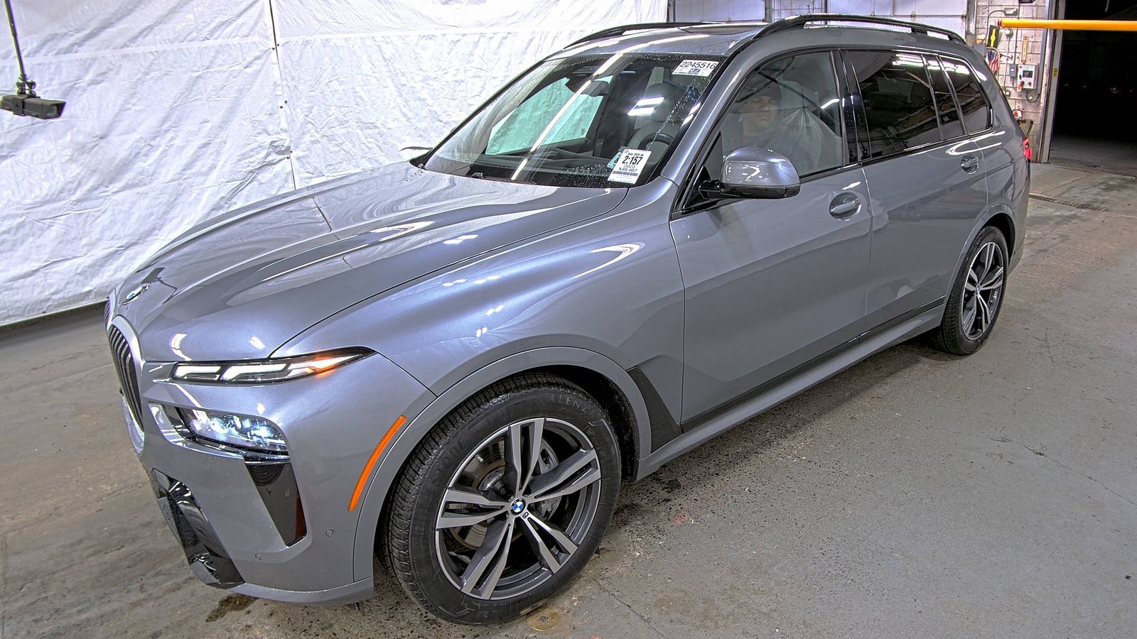 2023 BMW X7 xDrive40i AWD