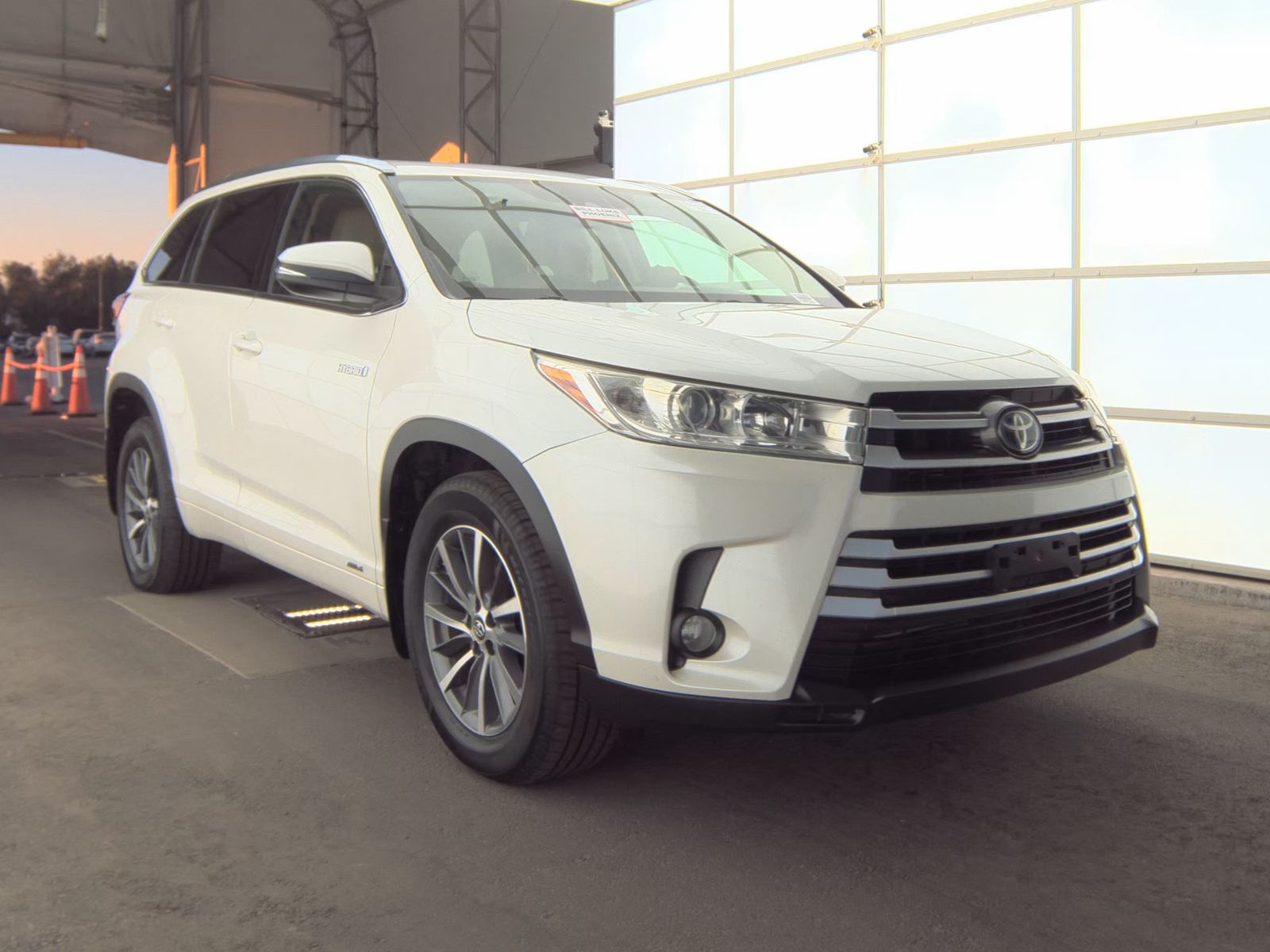 2018 Toyota Highlander Hybrid XLE AWD