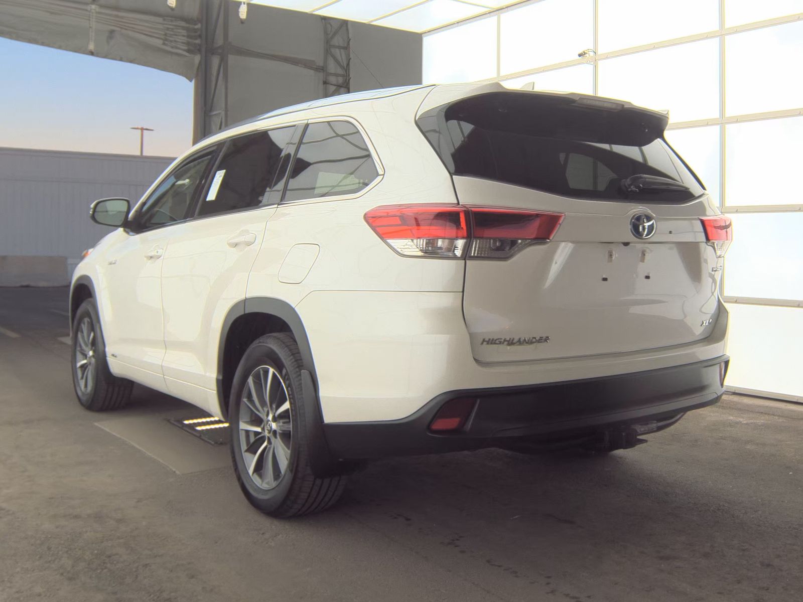 2018 Toyota Highlander Hybrid XLE AWD