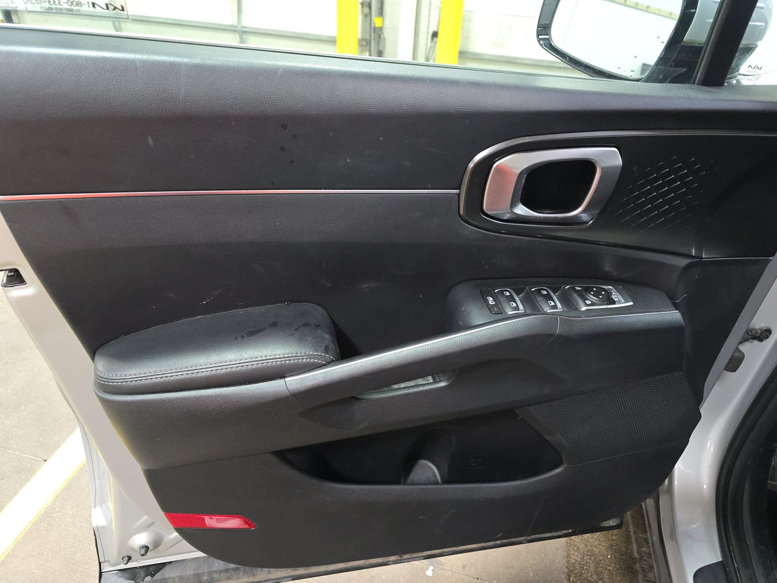 2023 Kia Sorento Hybrid EX AWD