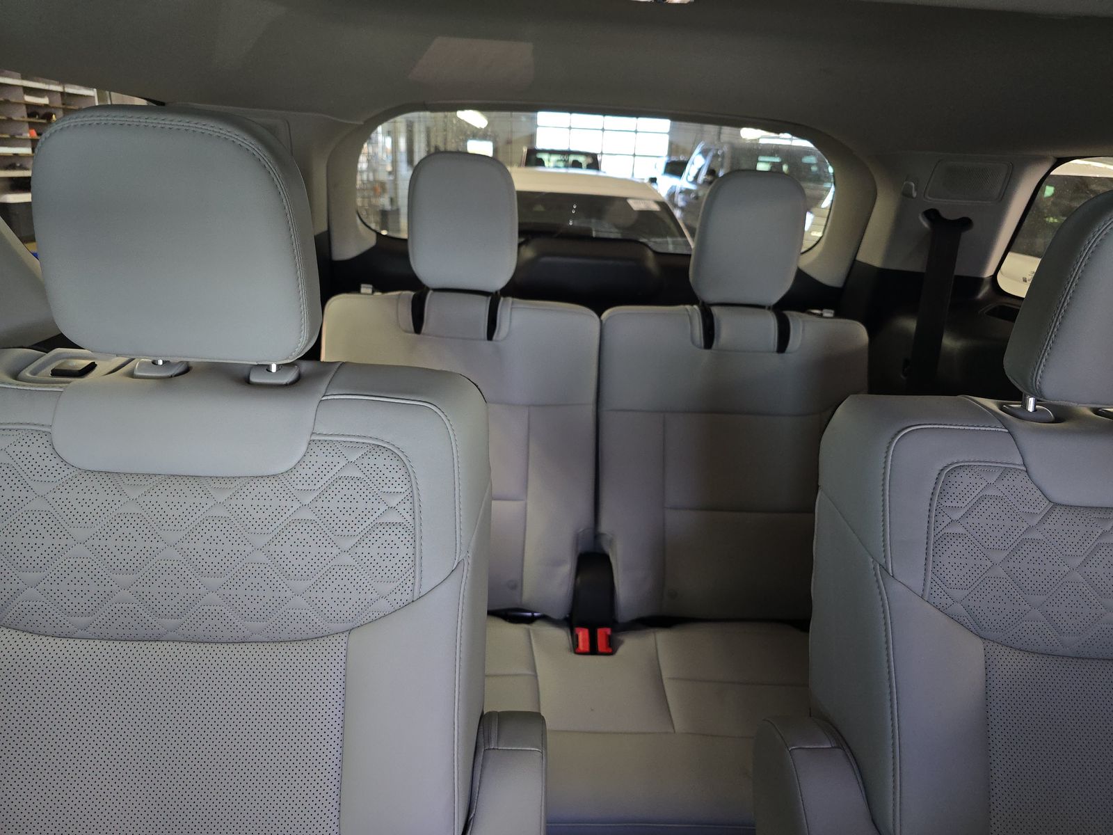 2025 Ford Explorer Platinum AWD