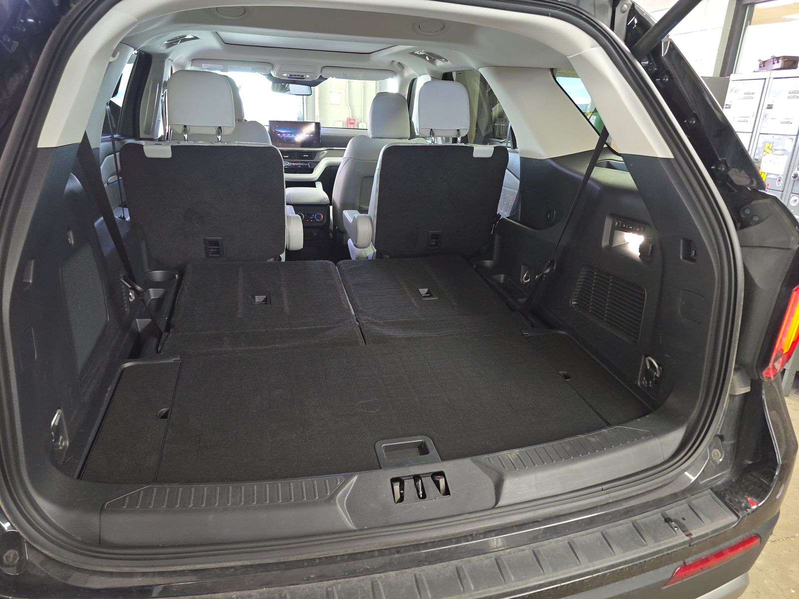 2025 Ford Explorer Platinum AWD