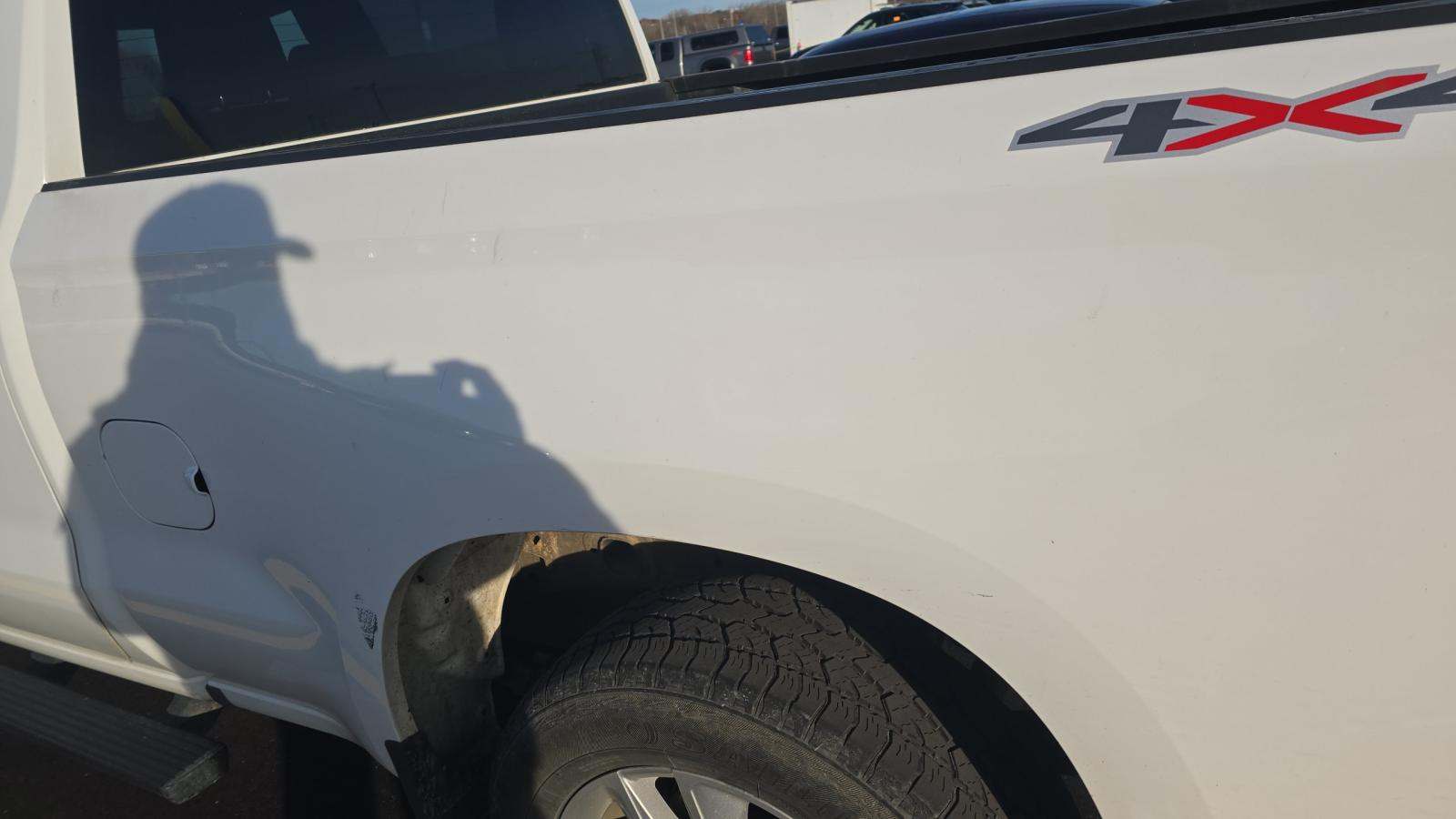 2023 Chevrolet Silverado 1500 Custom AWD