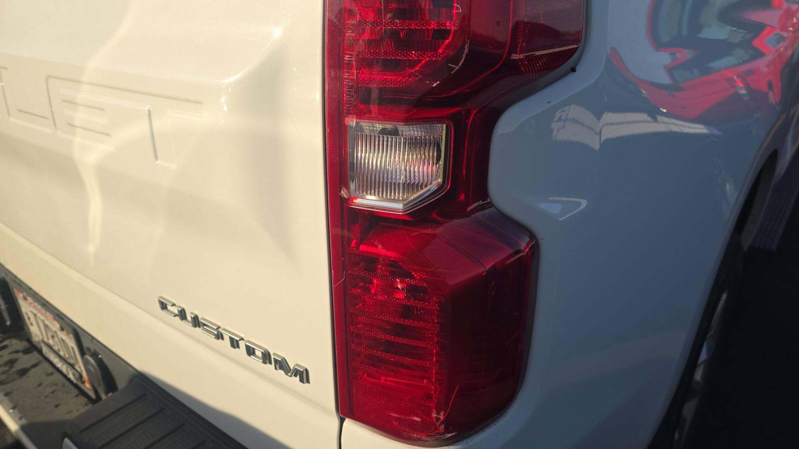 2023 Chevrolet Silverado 1500 Custom AWD