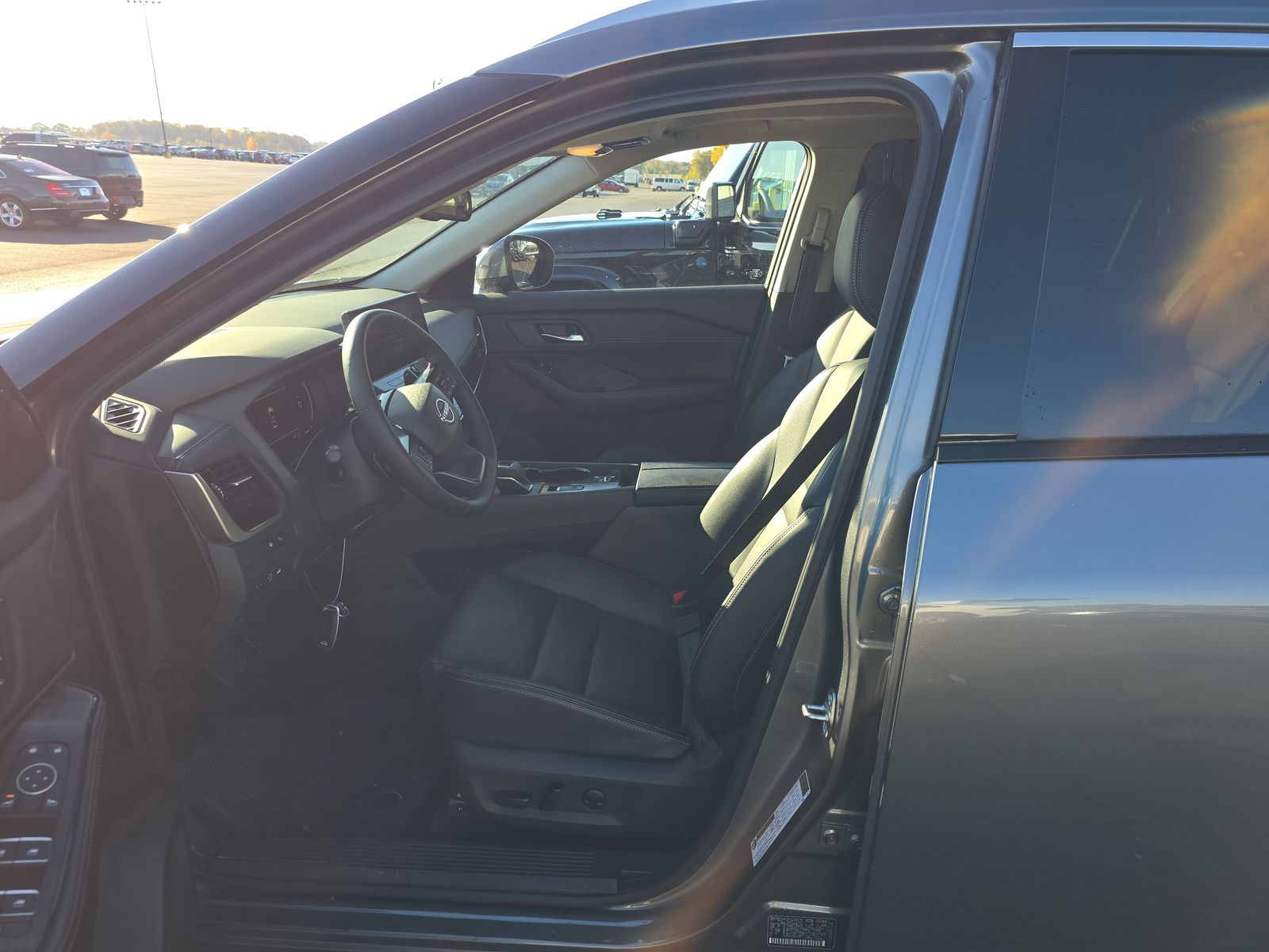 2025 Nissan Rogue SL FWD