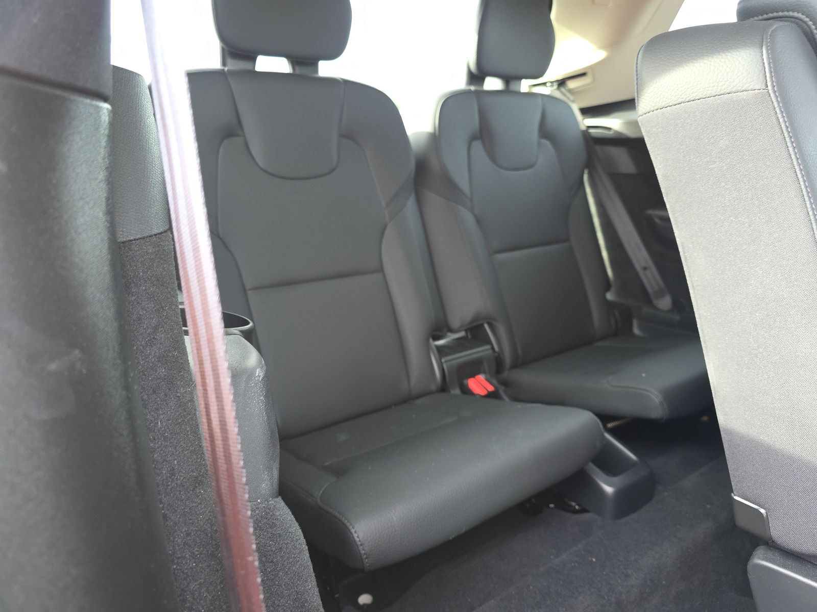 2025 Volvo XC90 B6 Plus AWD