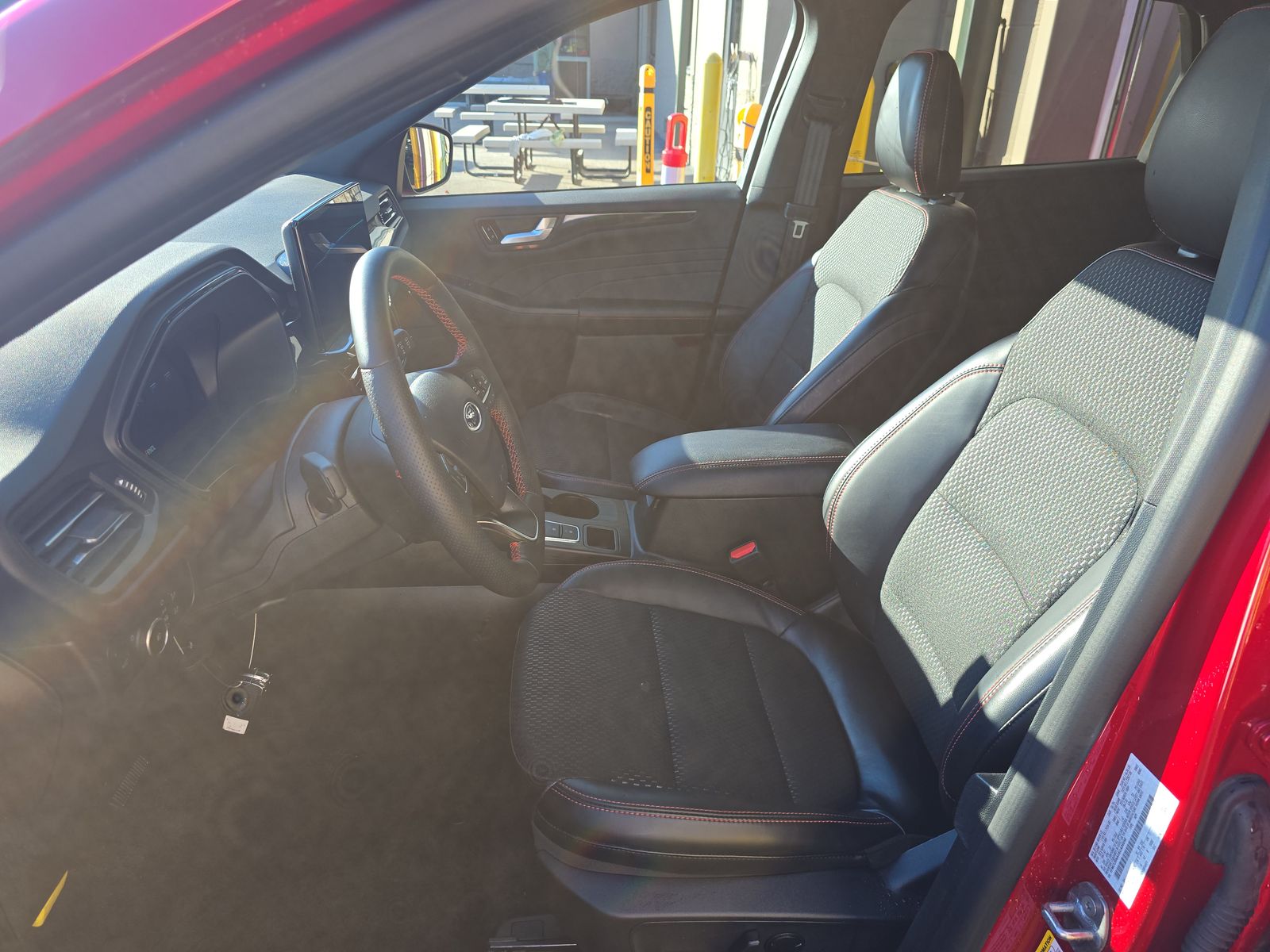 2025 Ford Escape ST-Line Select AWD