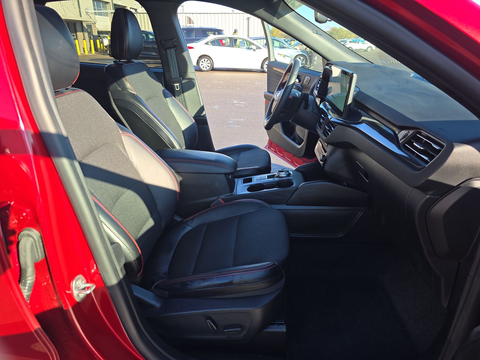 2025 Ford Escape ST-Line Select AWD