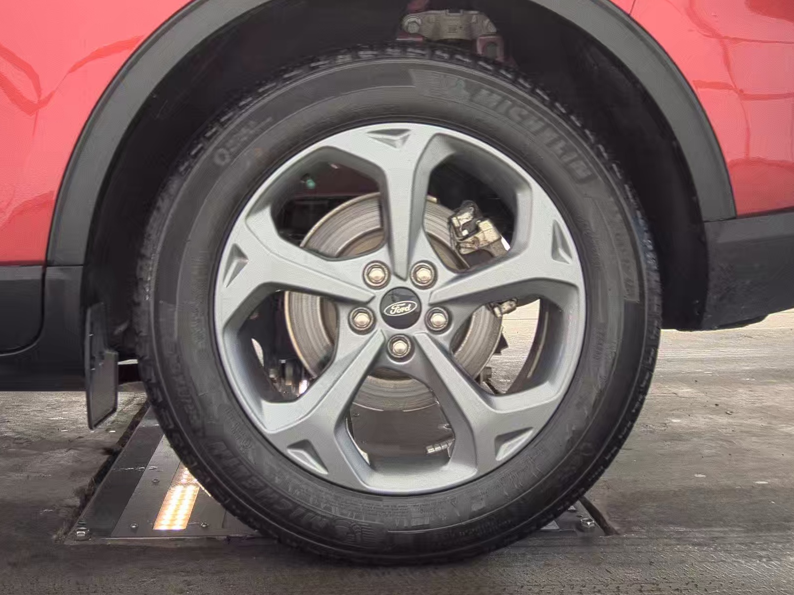 2025 Ford Escape ST-Line Select AWD