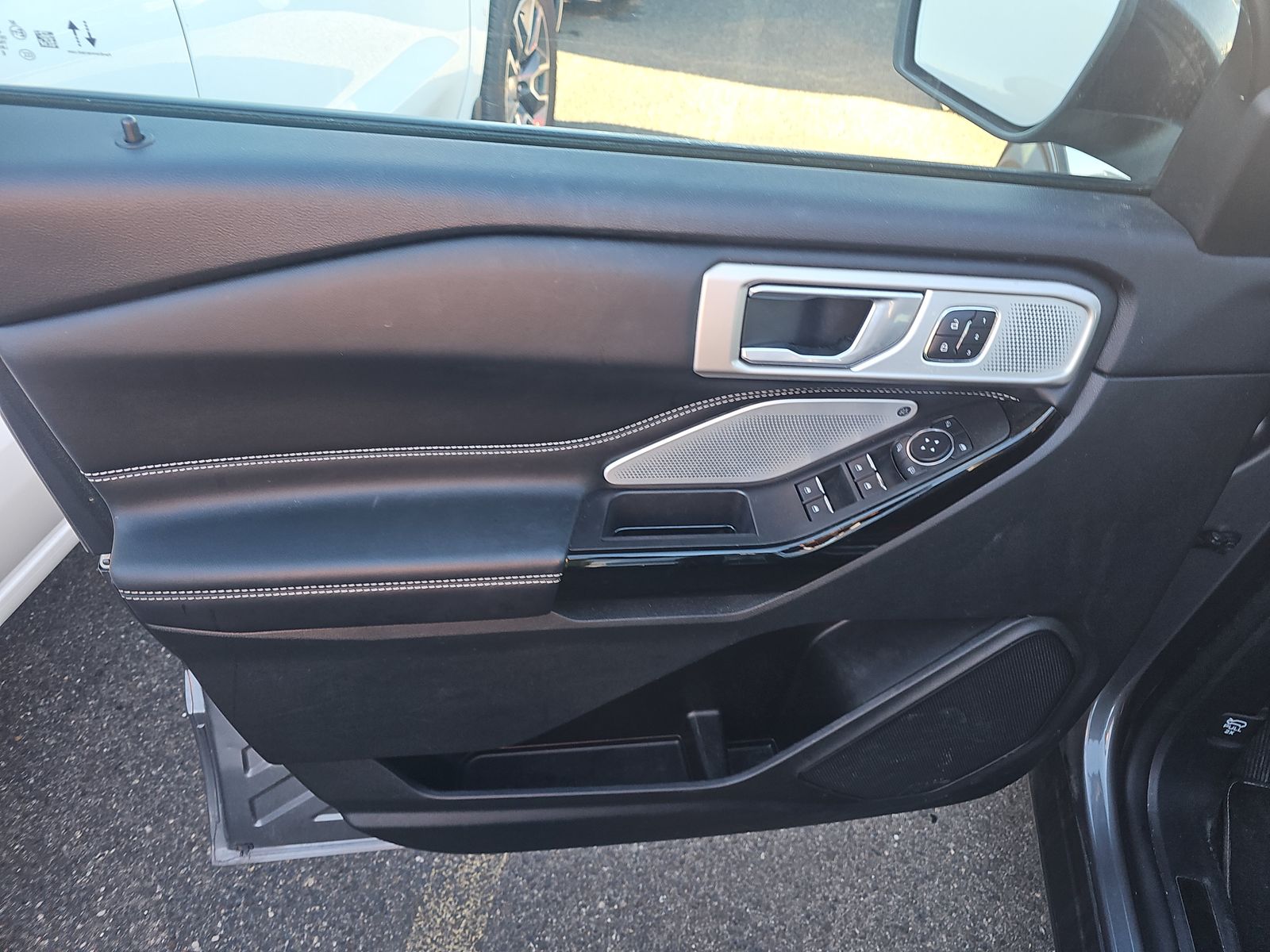 2023 Ford Explorer ST AWD