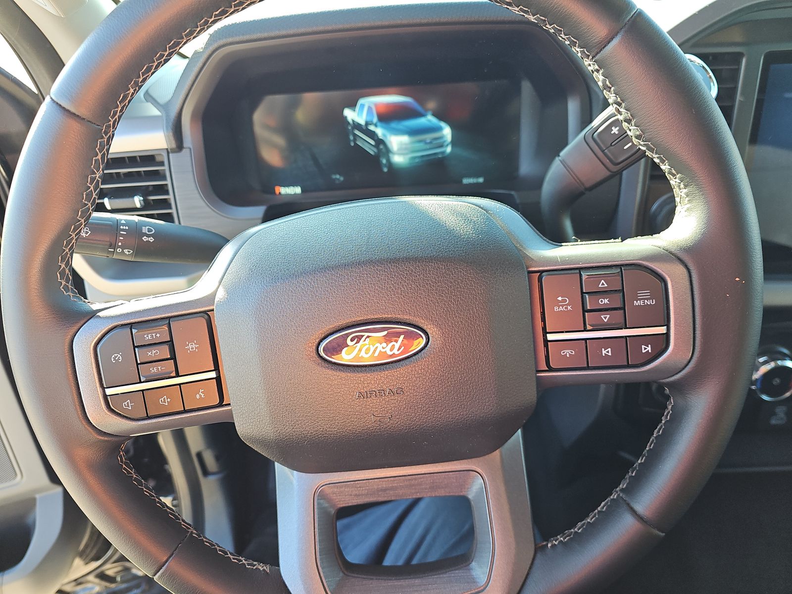 2024 Ford F-150 XLT AWD