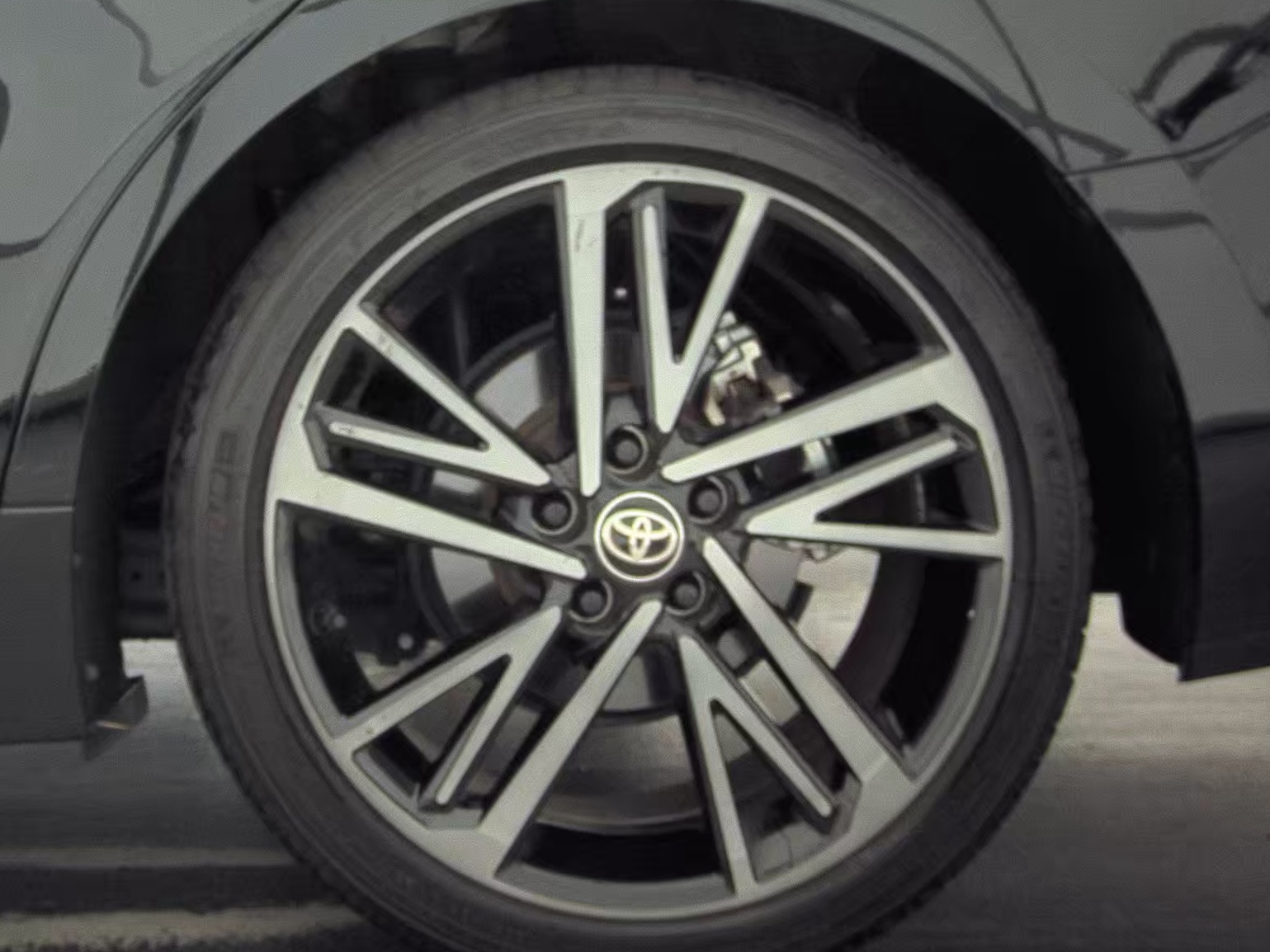 2025 Toyota Camry XSE FWD