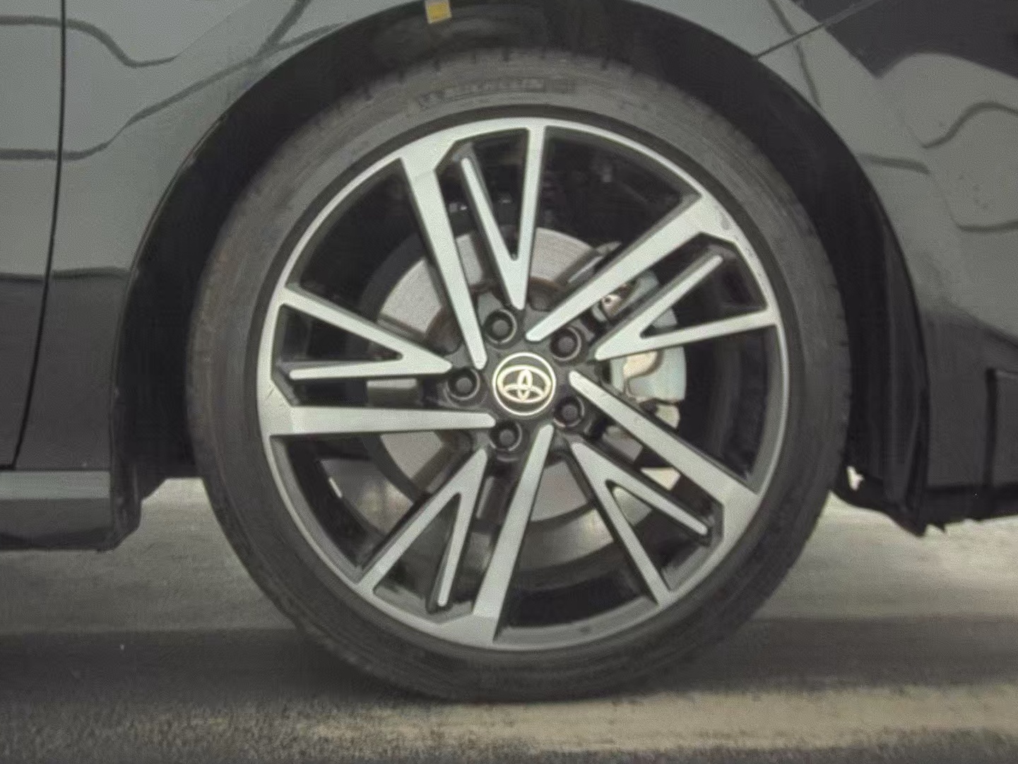 2025 Toyota Camry XSE FWD