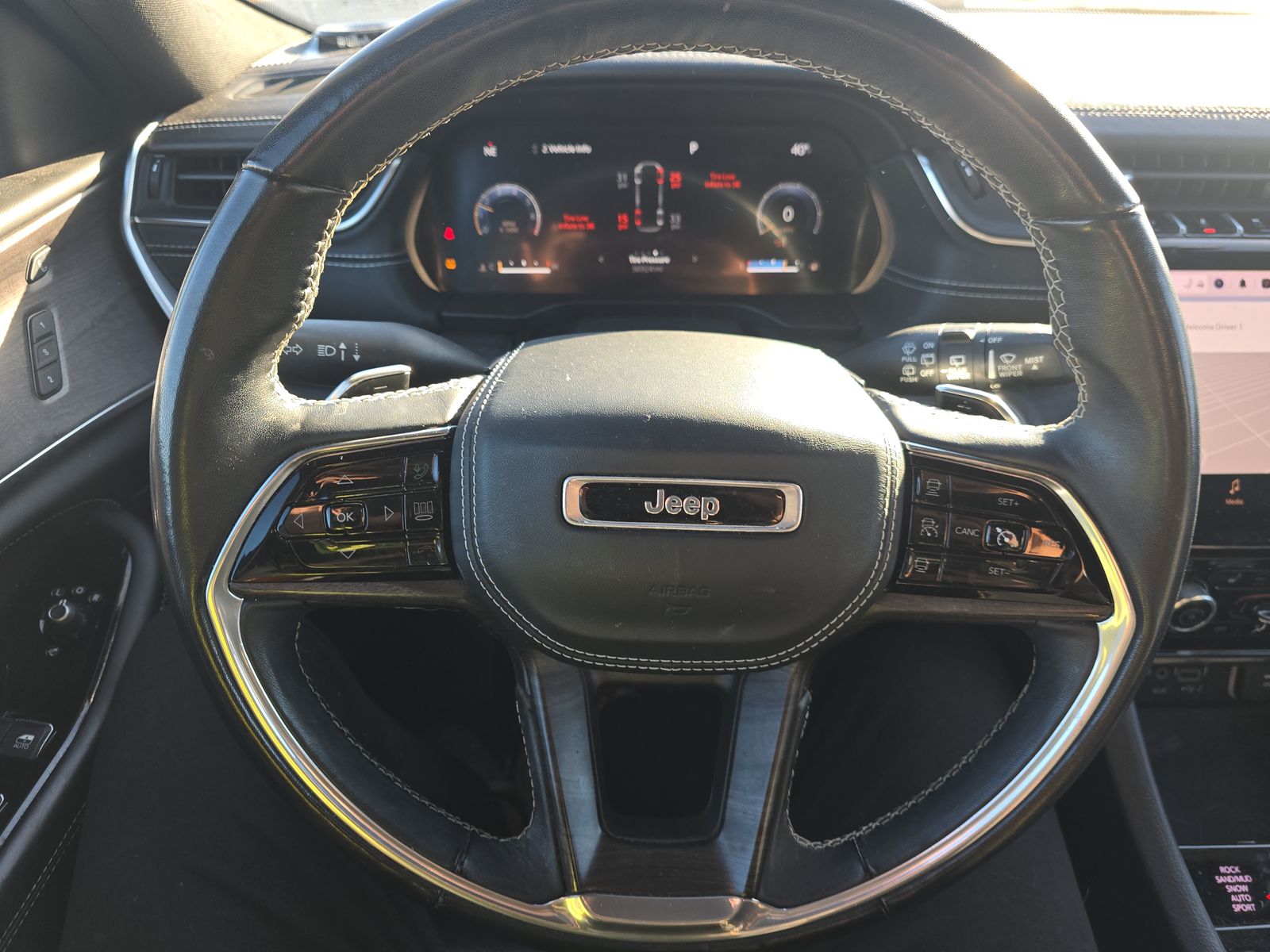 2022 Jeep Grand Cherokee Overland AWD