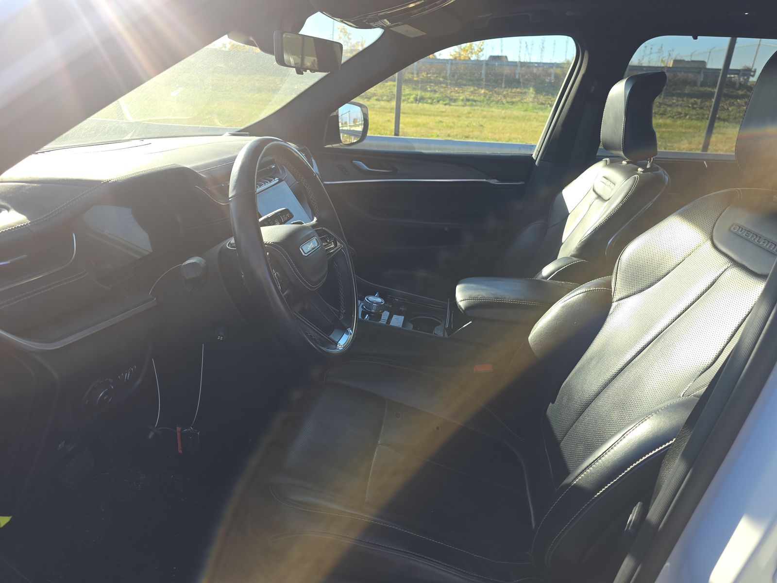 2022 Jeep Grand Cherokee Overland AWD