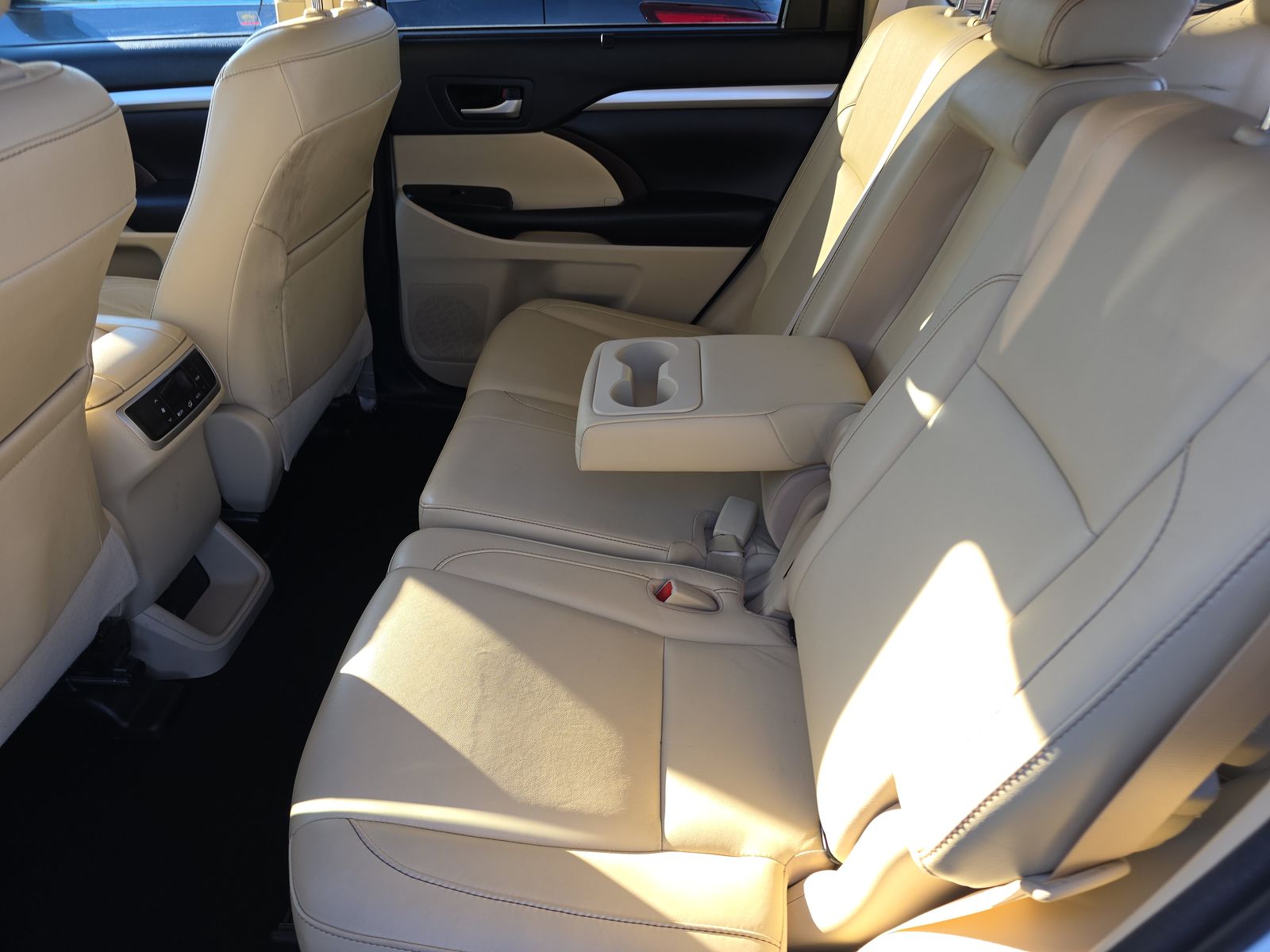 2018 Toyota Highlander Hybrid XLE AWD