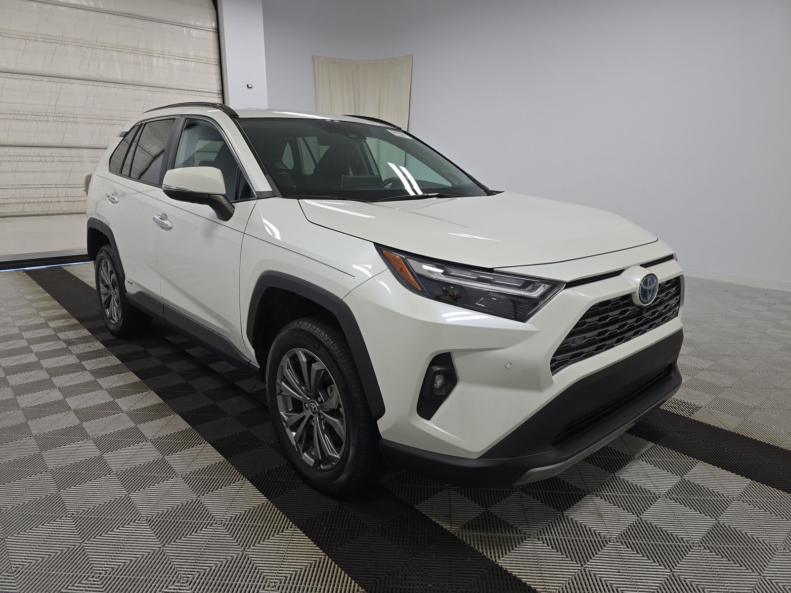 2022 Toyota RAV4 Hybrid Limited AWD