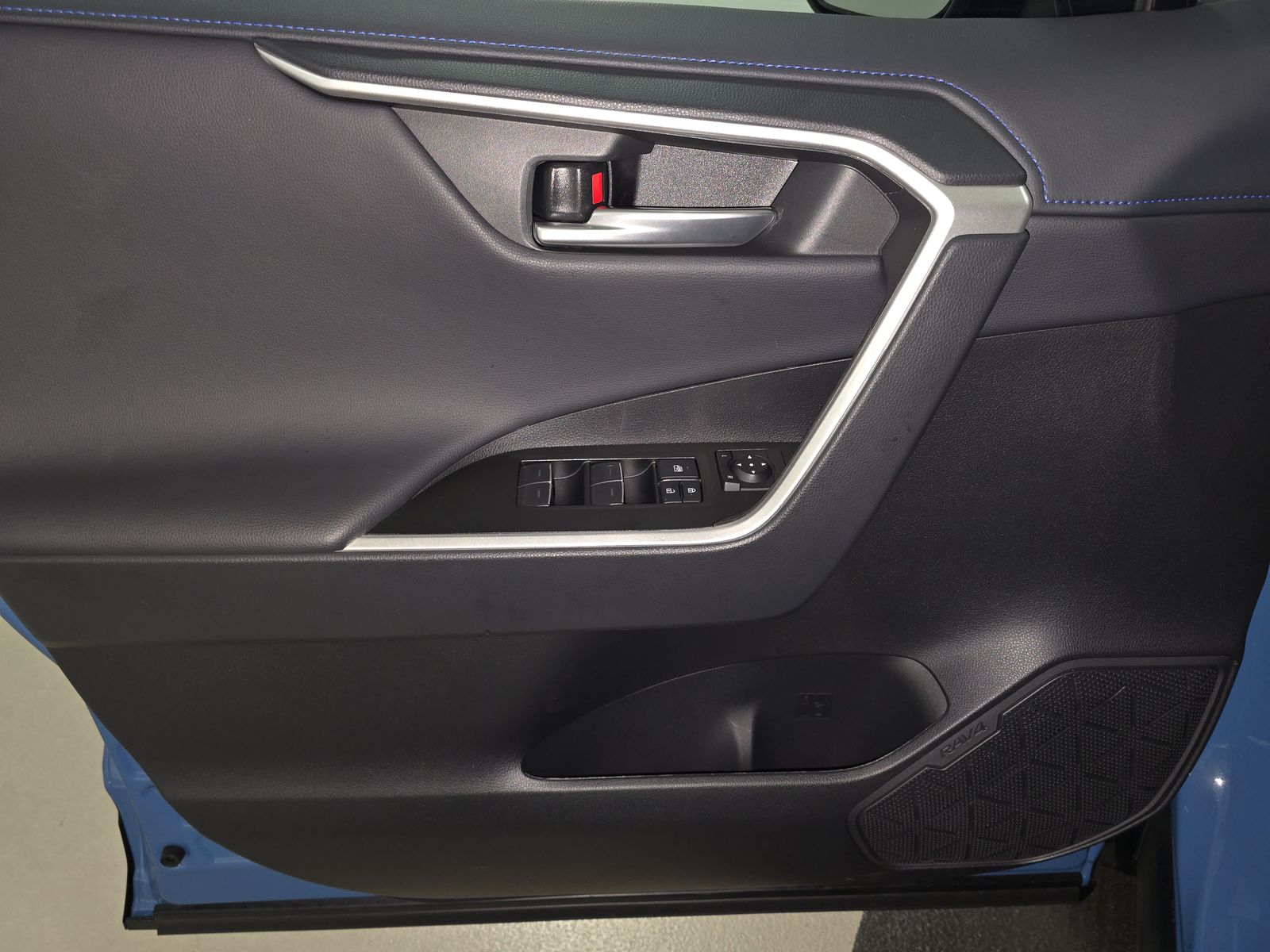 2025 Toyota RAV4 Hybrid XSE AWD