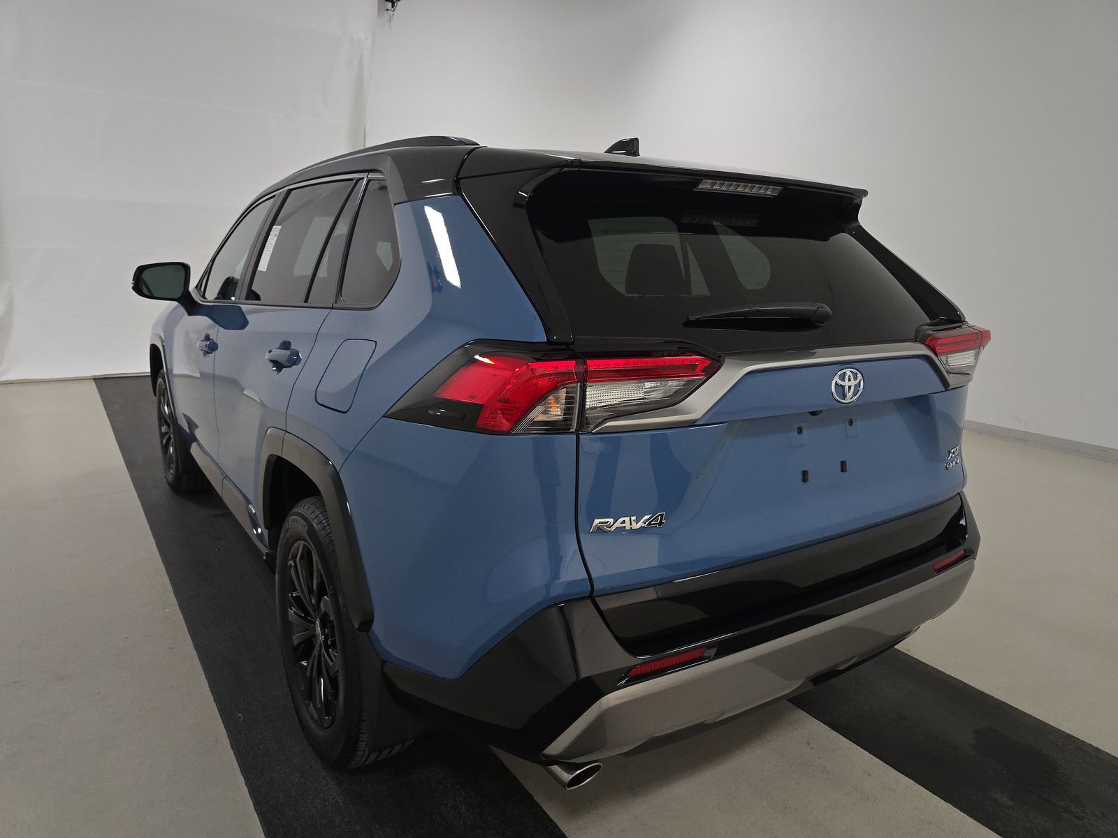 2025 Toyota RAV4 Hybrid XSE AWD