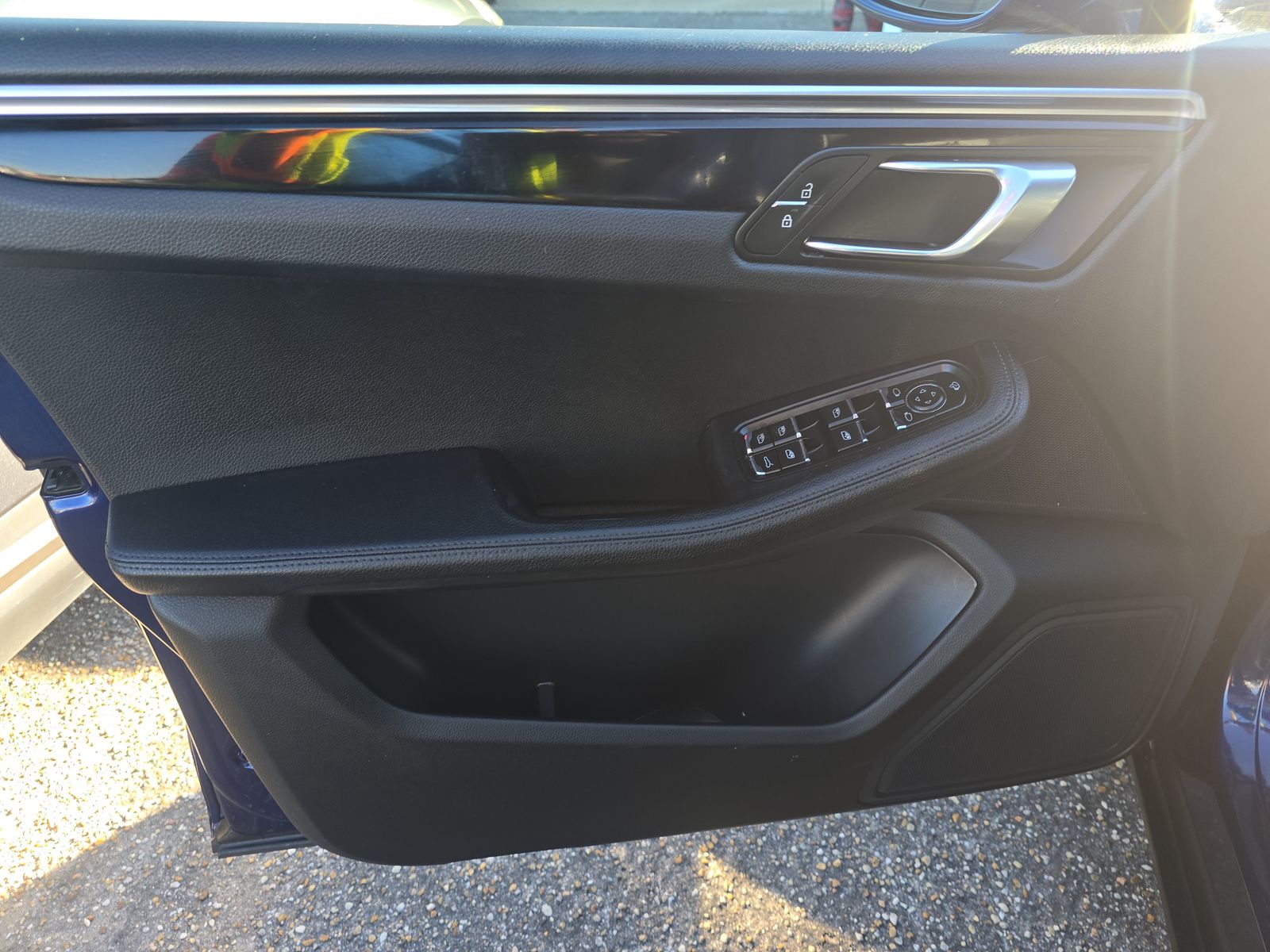 2023 Porsche Macan Base AWD