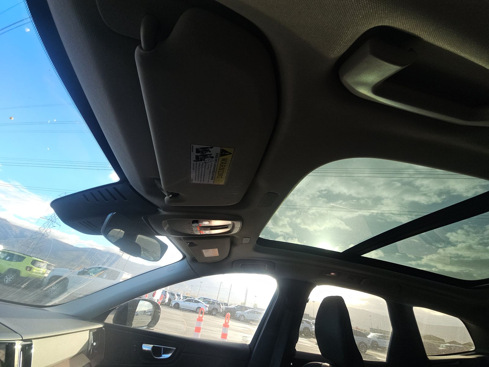 2023 Volvo XC60 B5 Plus AWD