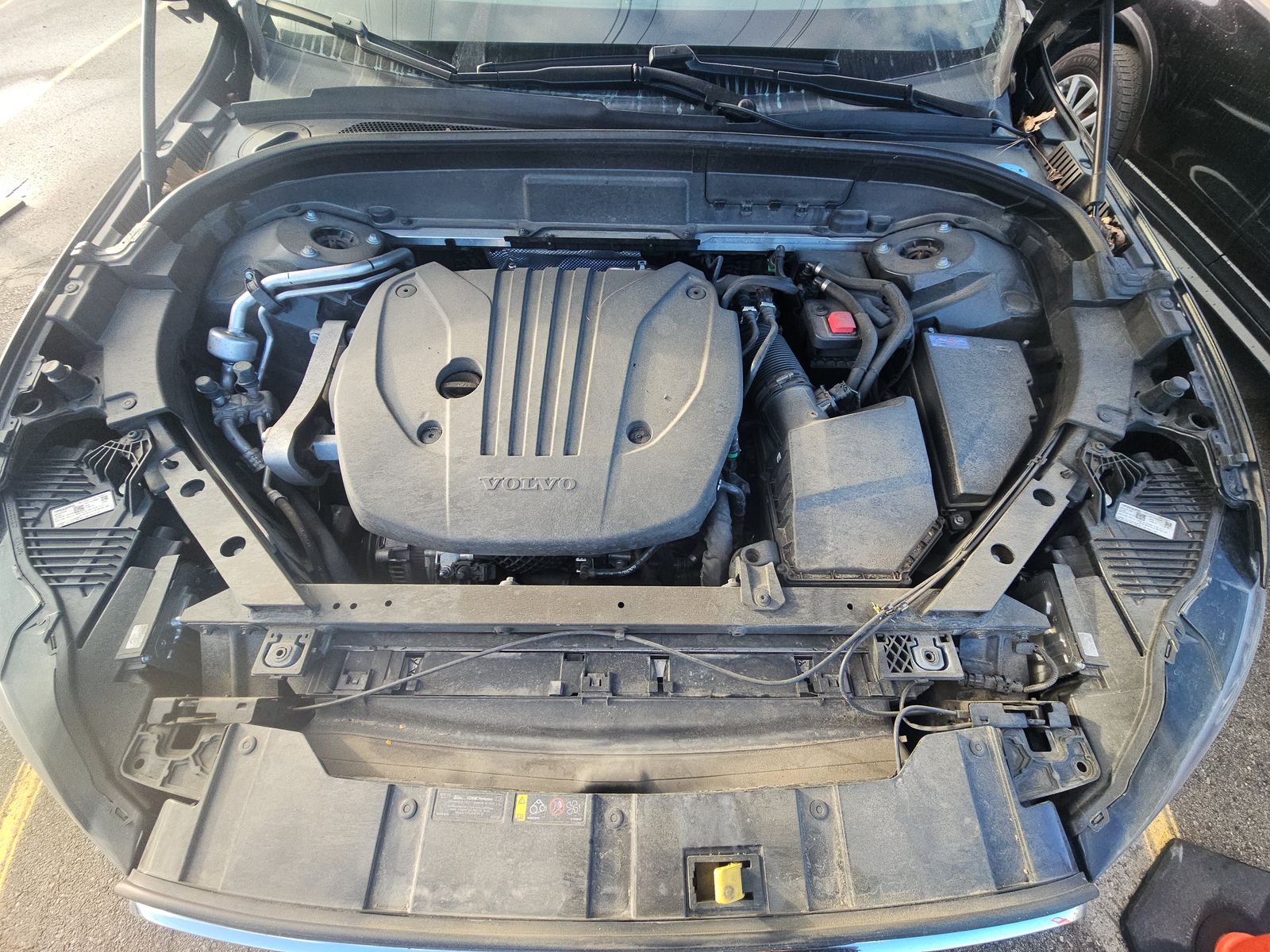 2023 Volvo XC60 B5 Plus AWD