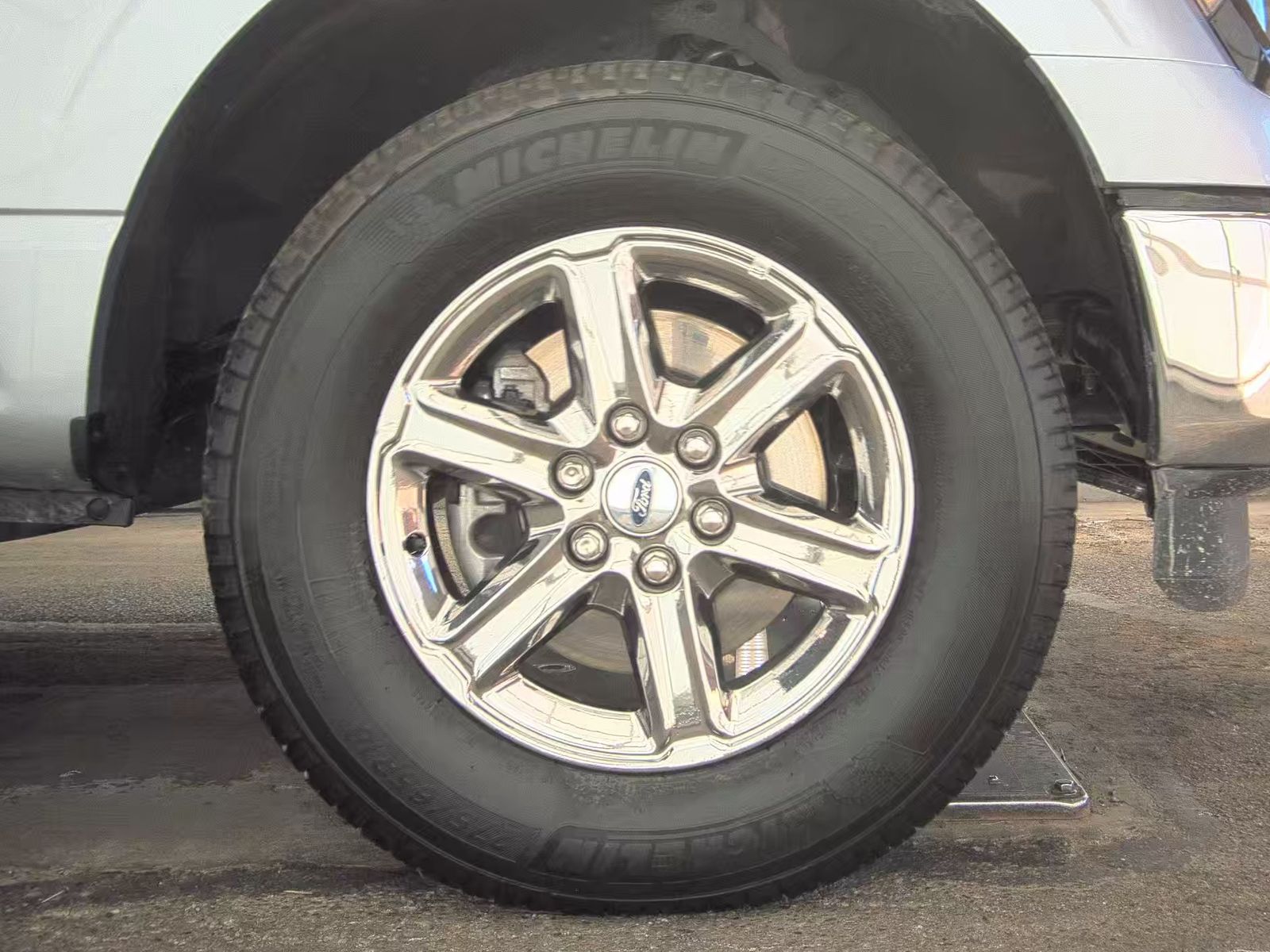 2024 Ford F-150 XLT AWD