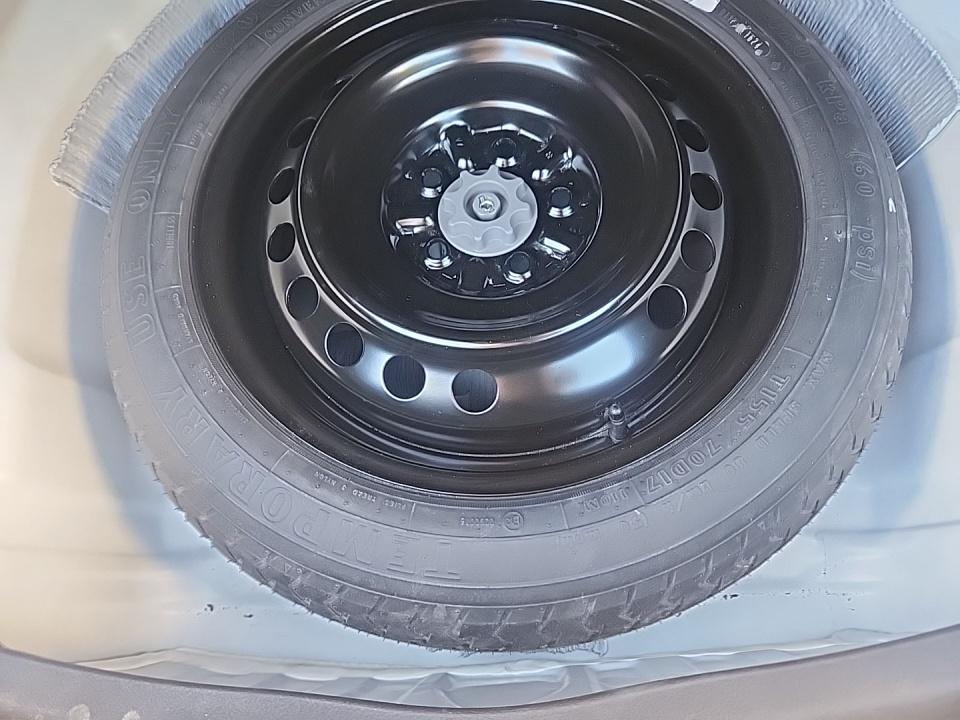 2025 Toyota Camry LE FWD