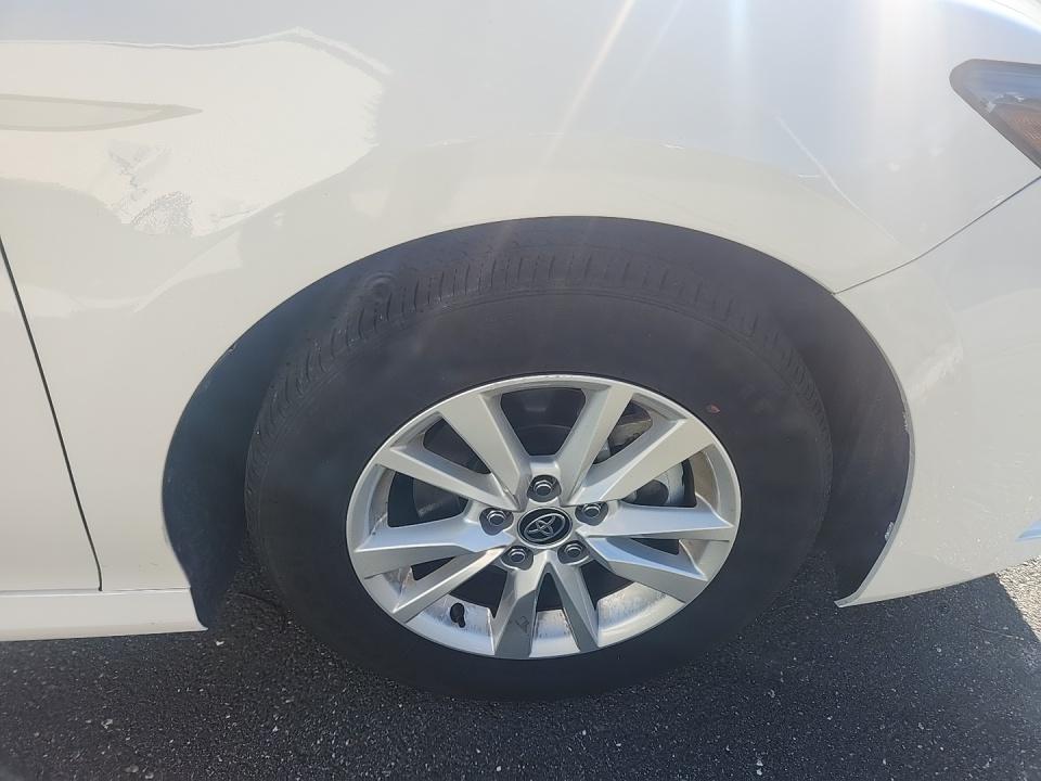 2025 Toyota Camry LE FWD