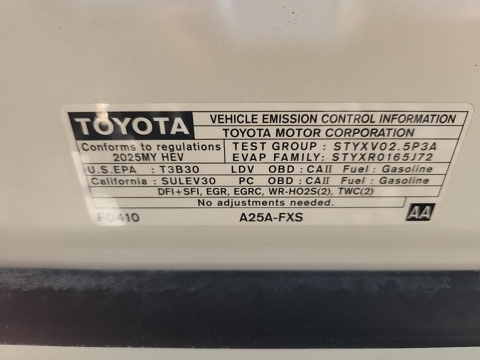 2025 Toyota Camry LE FWD