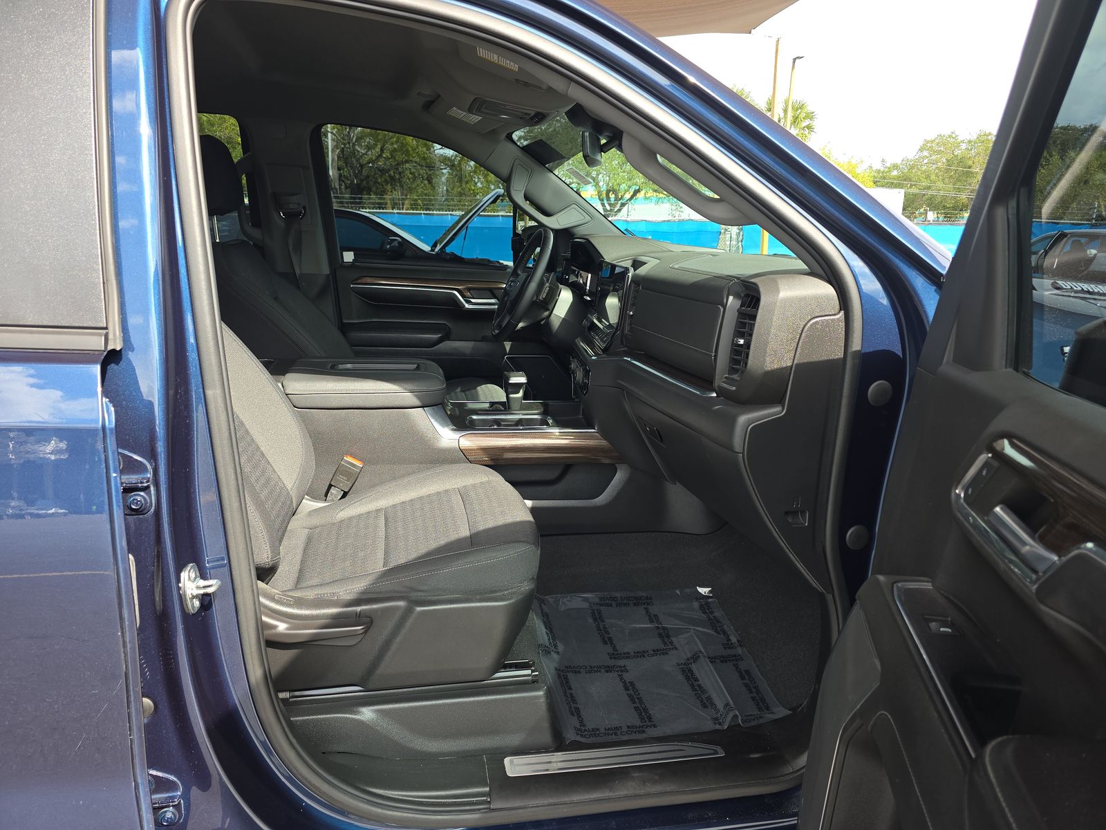 2022 Chevrolet Silverado 1500 RST RWD