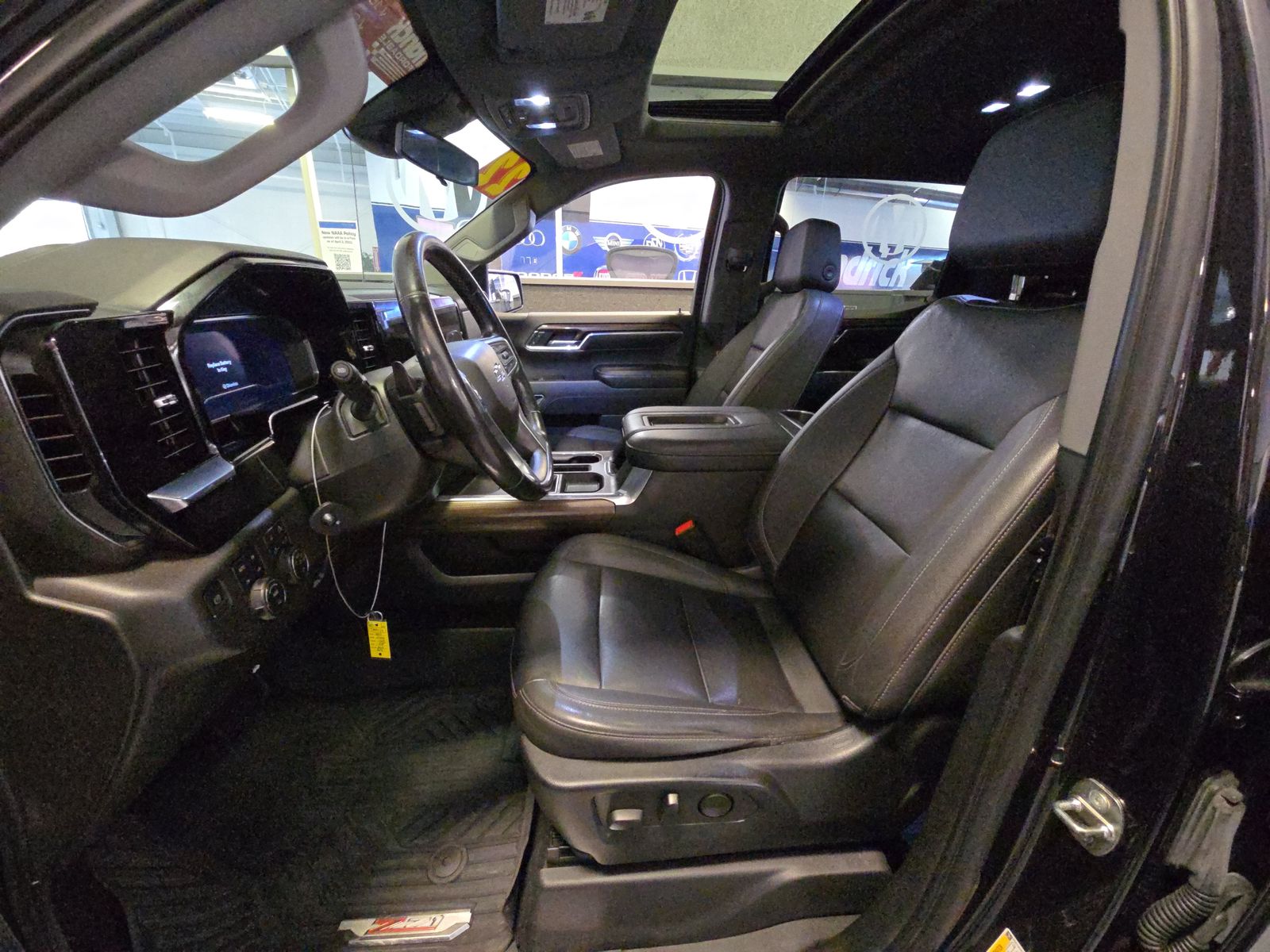 2022 Chevrolet Silverado 1500 RST AWD