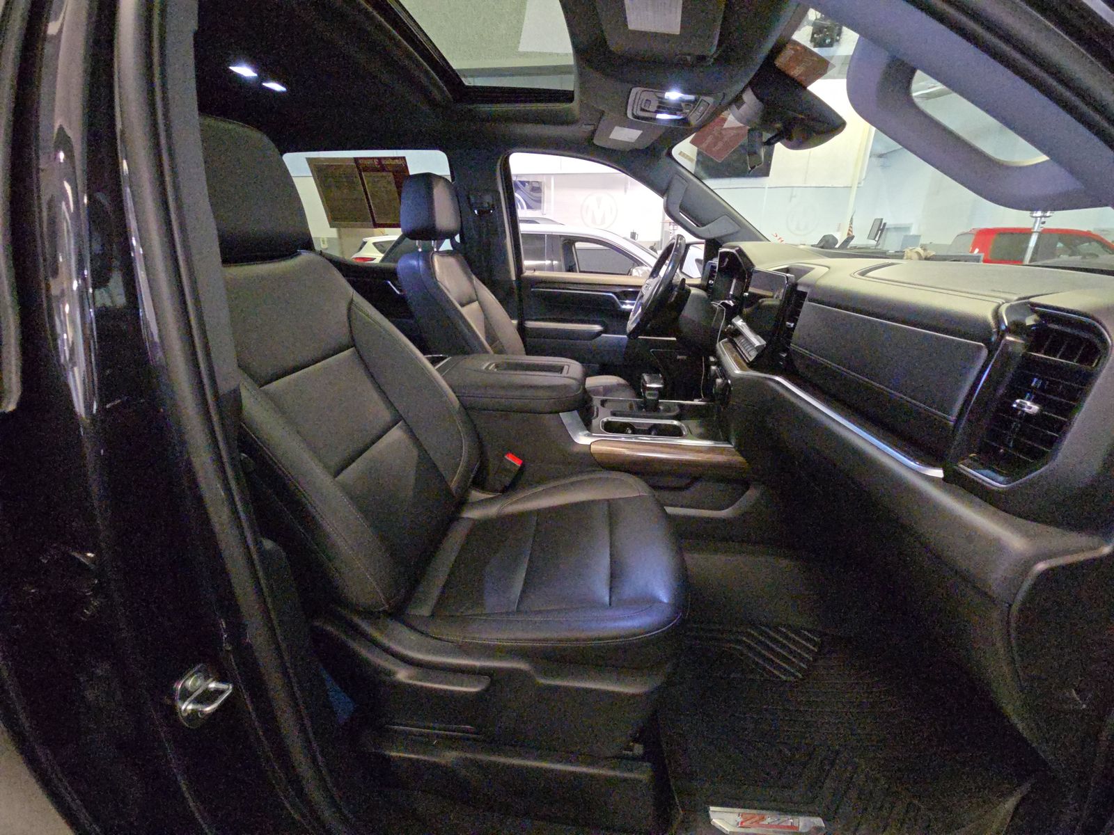 2022 Chevrolet Silverado 1500 RST AWD