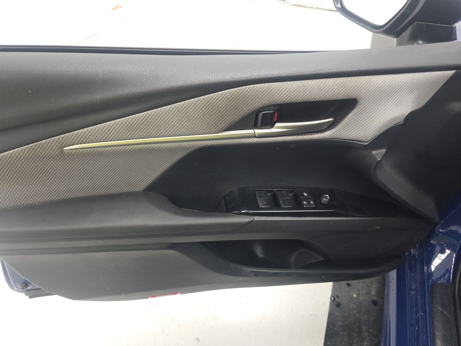 2025 Toyota Camry SE FWD