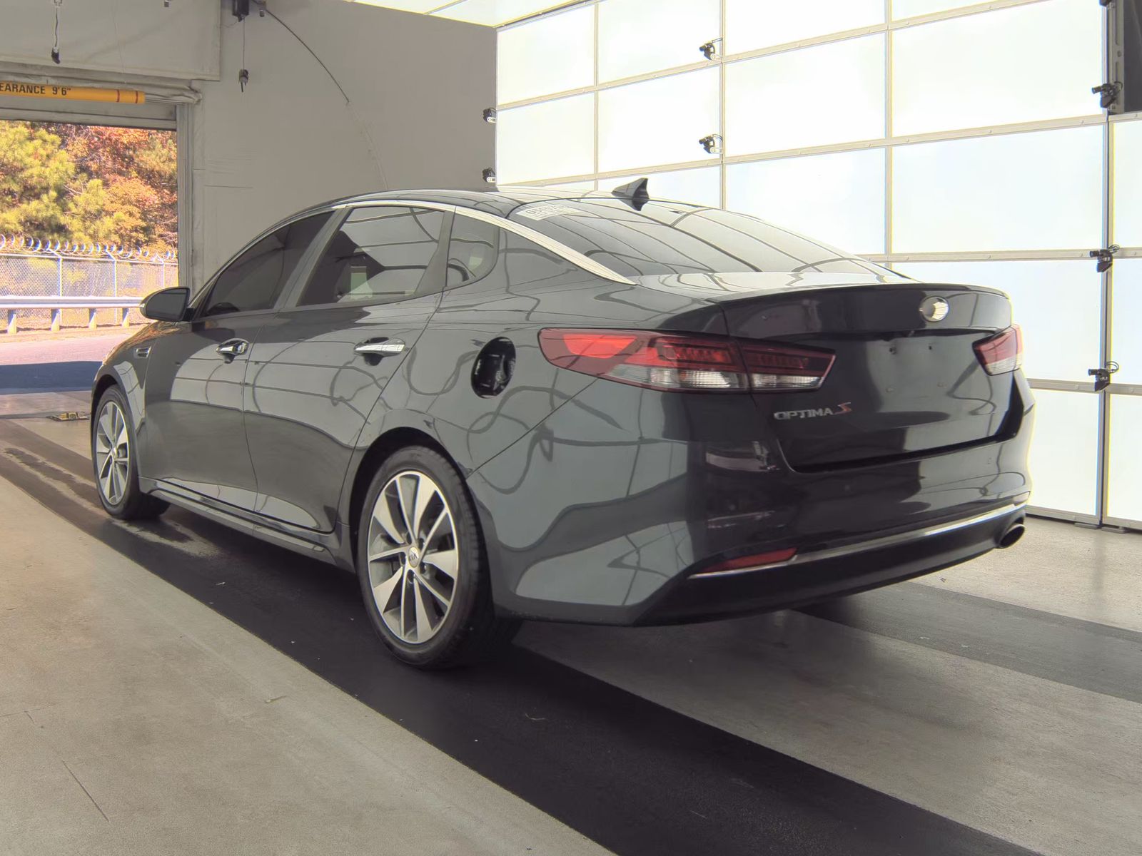 2018 Kia Optima S FWD