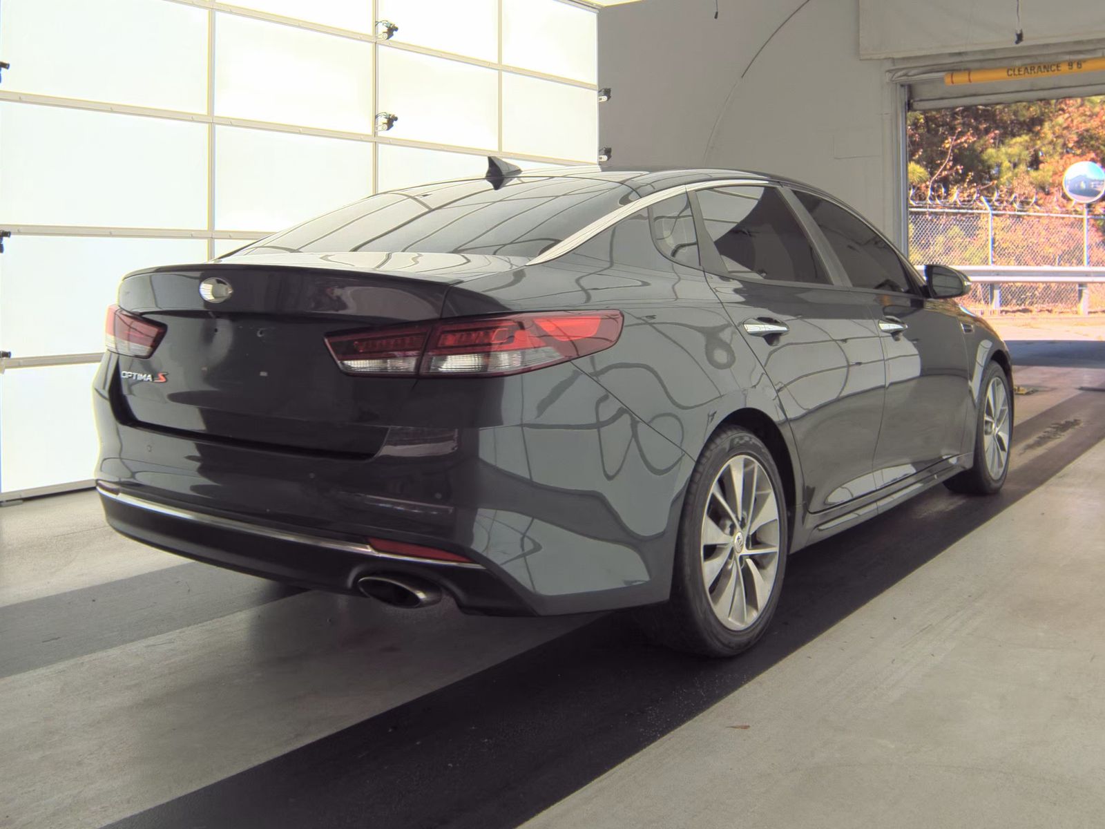 2018 Kia Optima S FWD