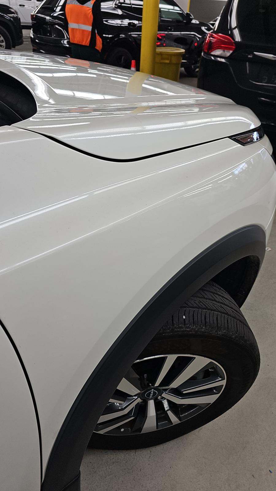 2023 Nissan Pathfinder SL FWD